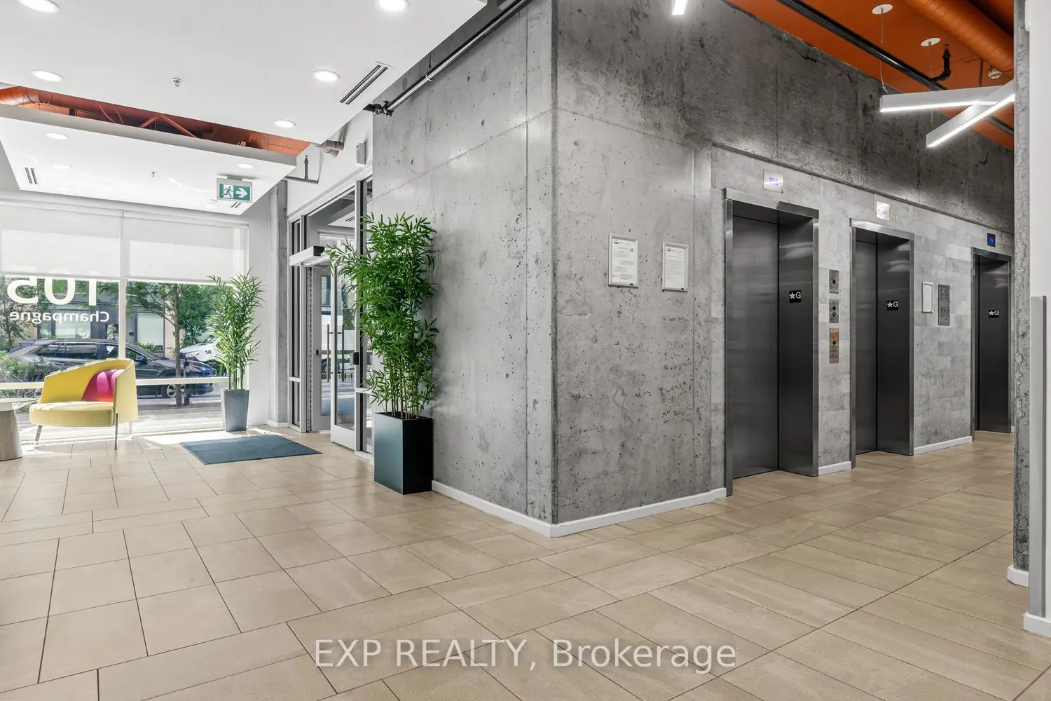 105 Champagne Avenue 1009 photo 4
