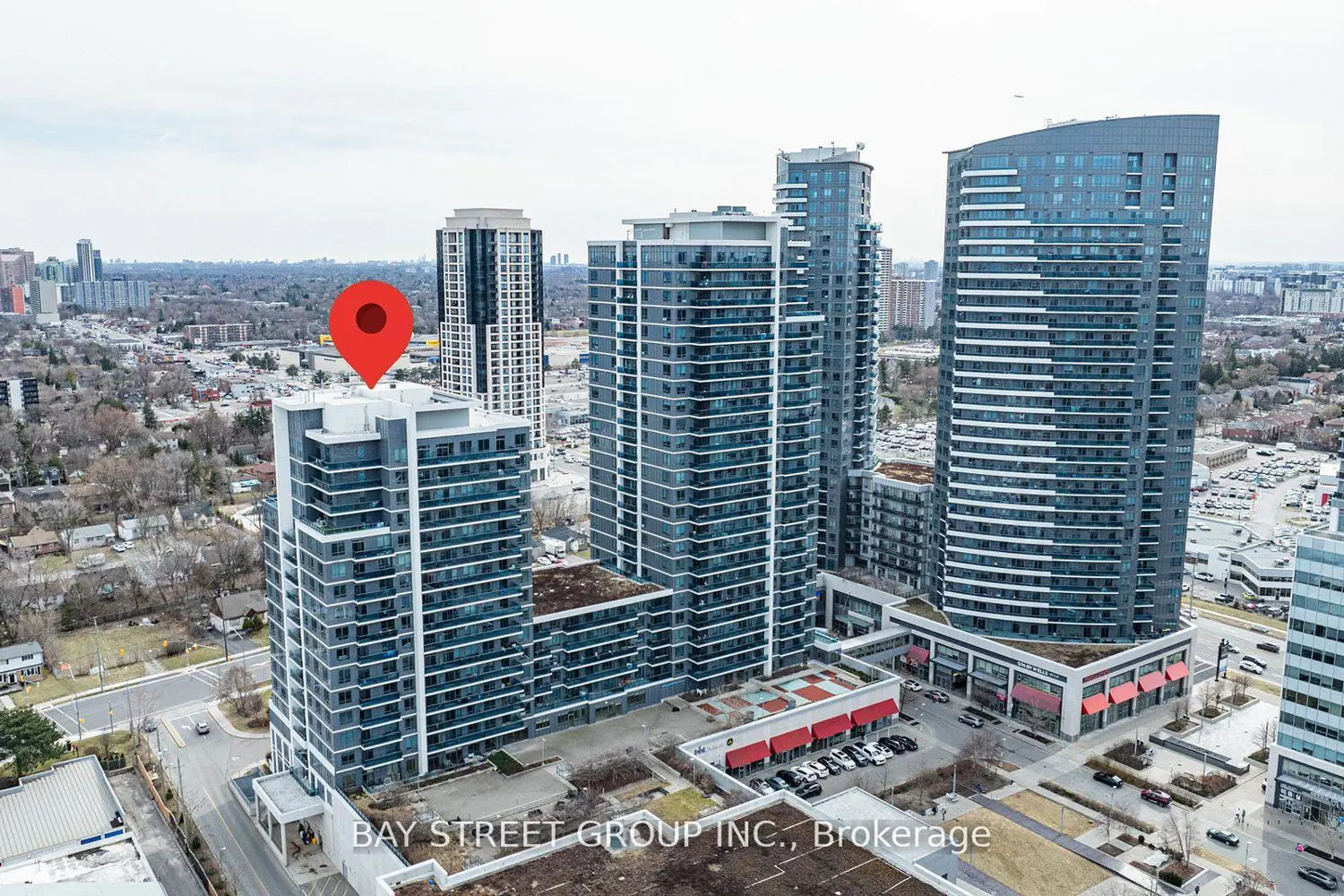 7167 Yonge Street 718