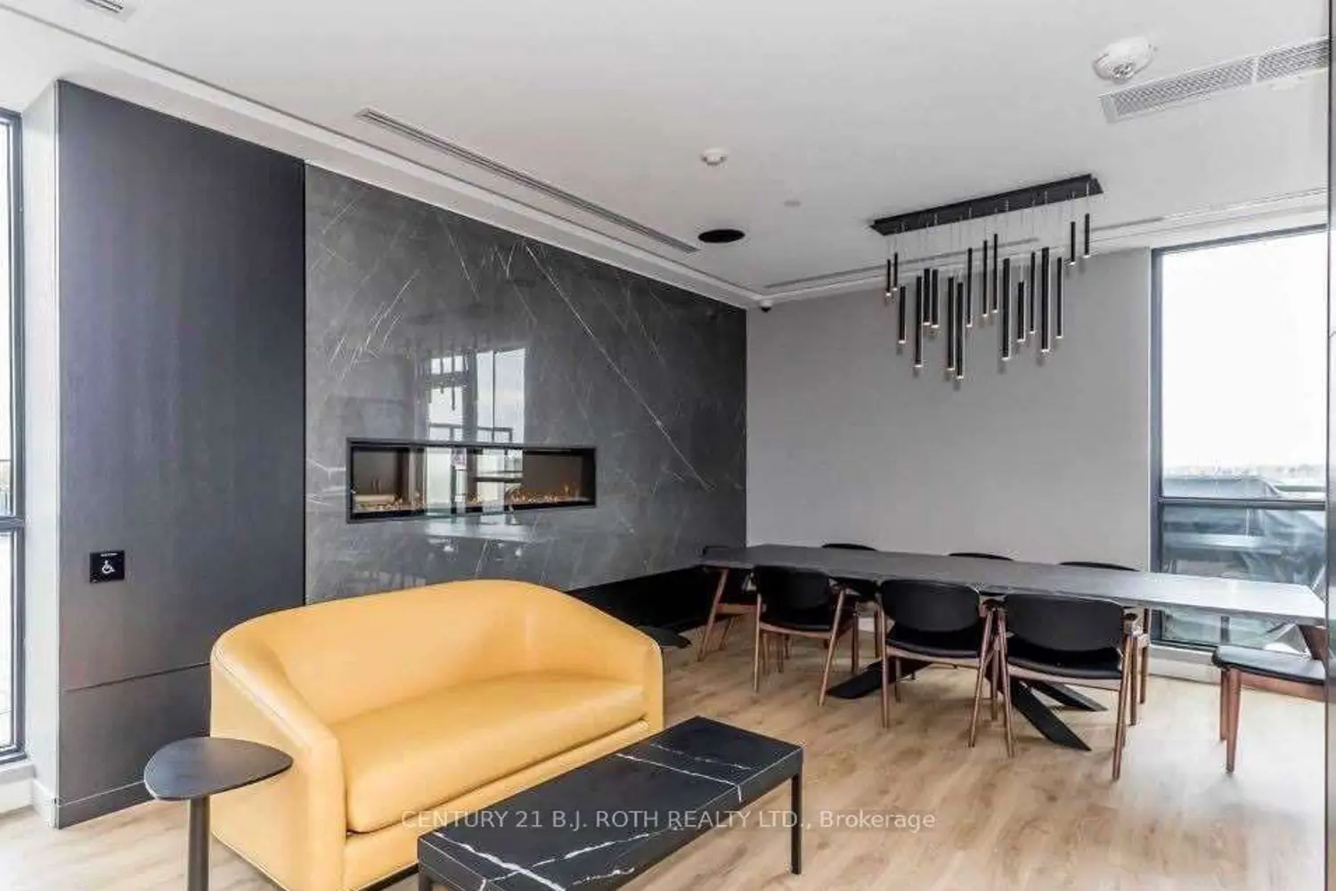 681 Yonge Street 201