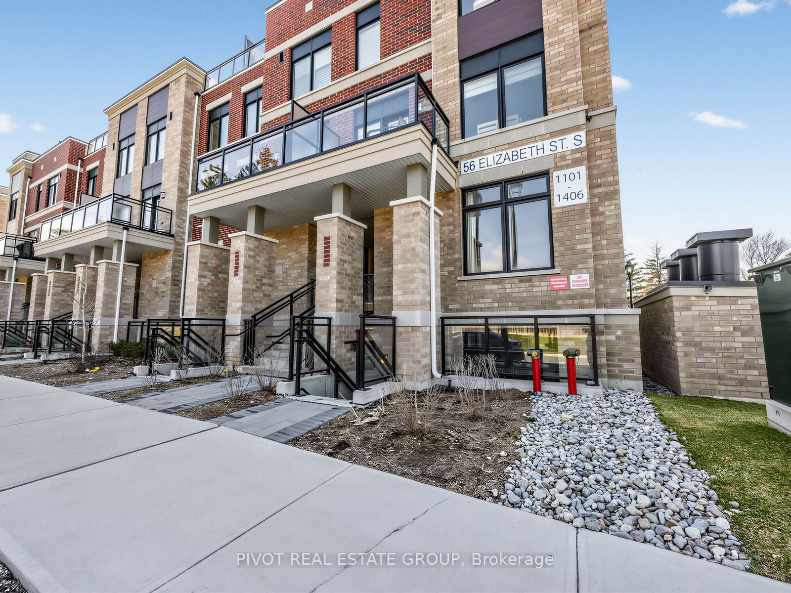 1101-56 Elizabeth Street S, Richmond Hill, ON, L4C 5W2