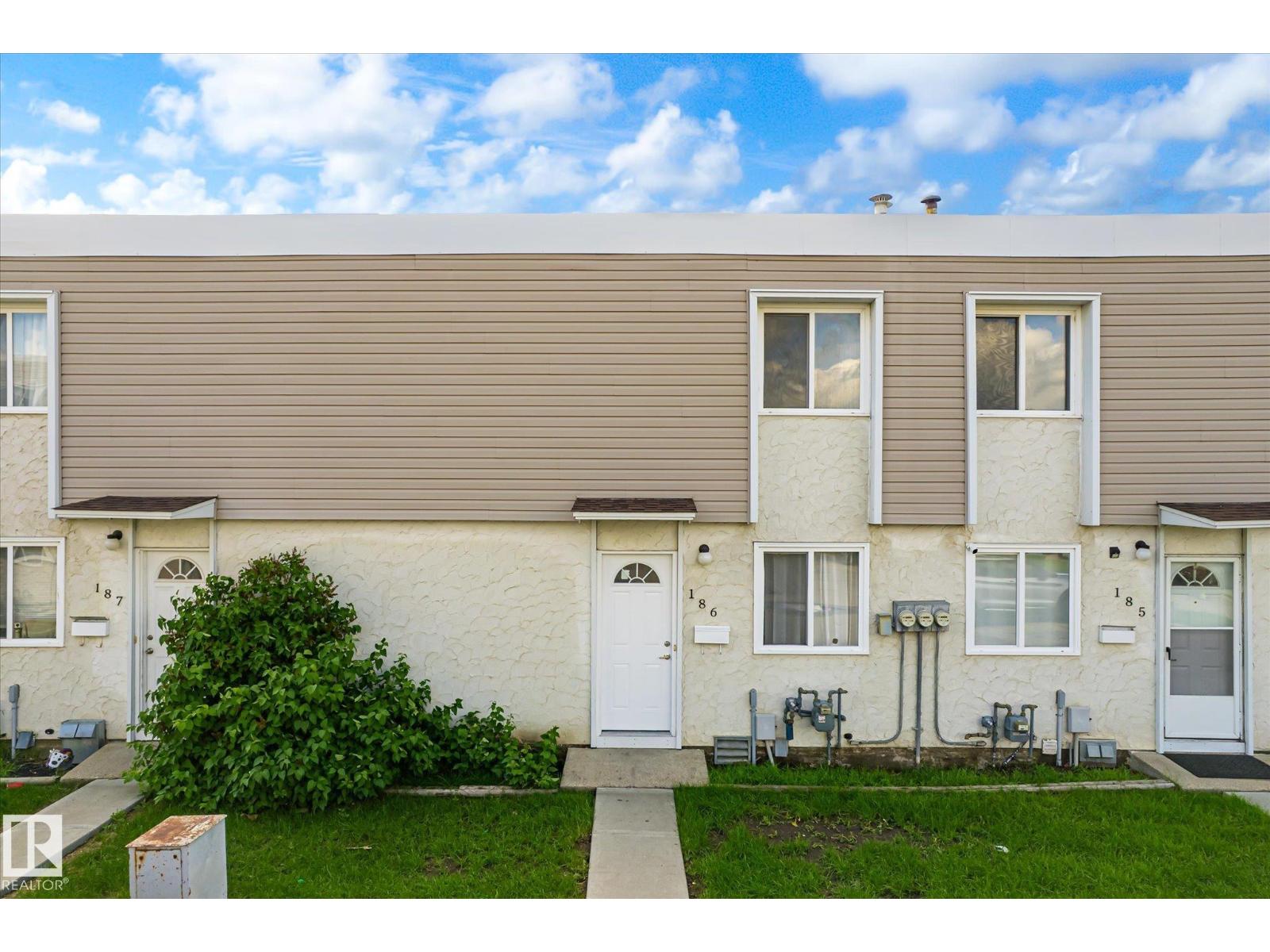 186 Cornell Court NW, Edmonton, AB, T5C3C3