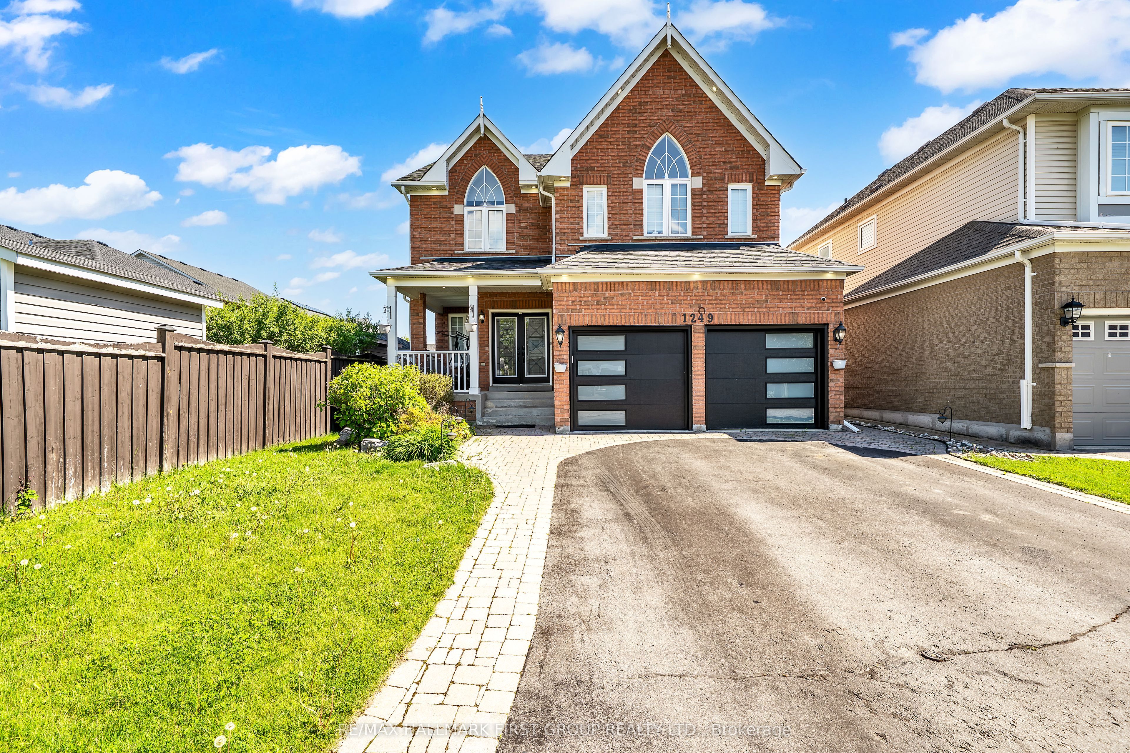 1249 Leacock Court, Oshawa, ON, L1K 2R3