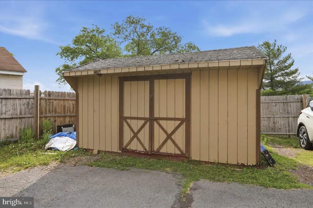 520 Winifred Road, Cumberland, MD 21502