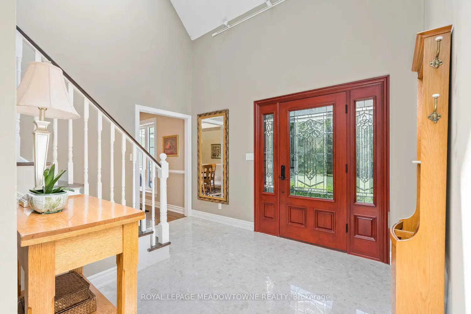5263 Tenth Line photo 3