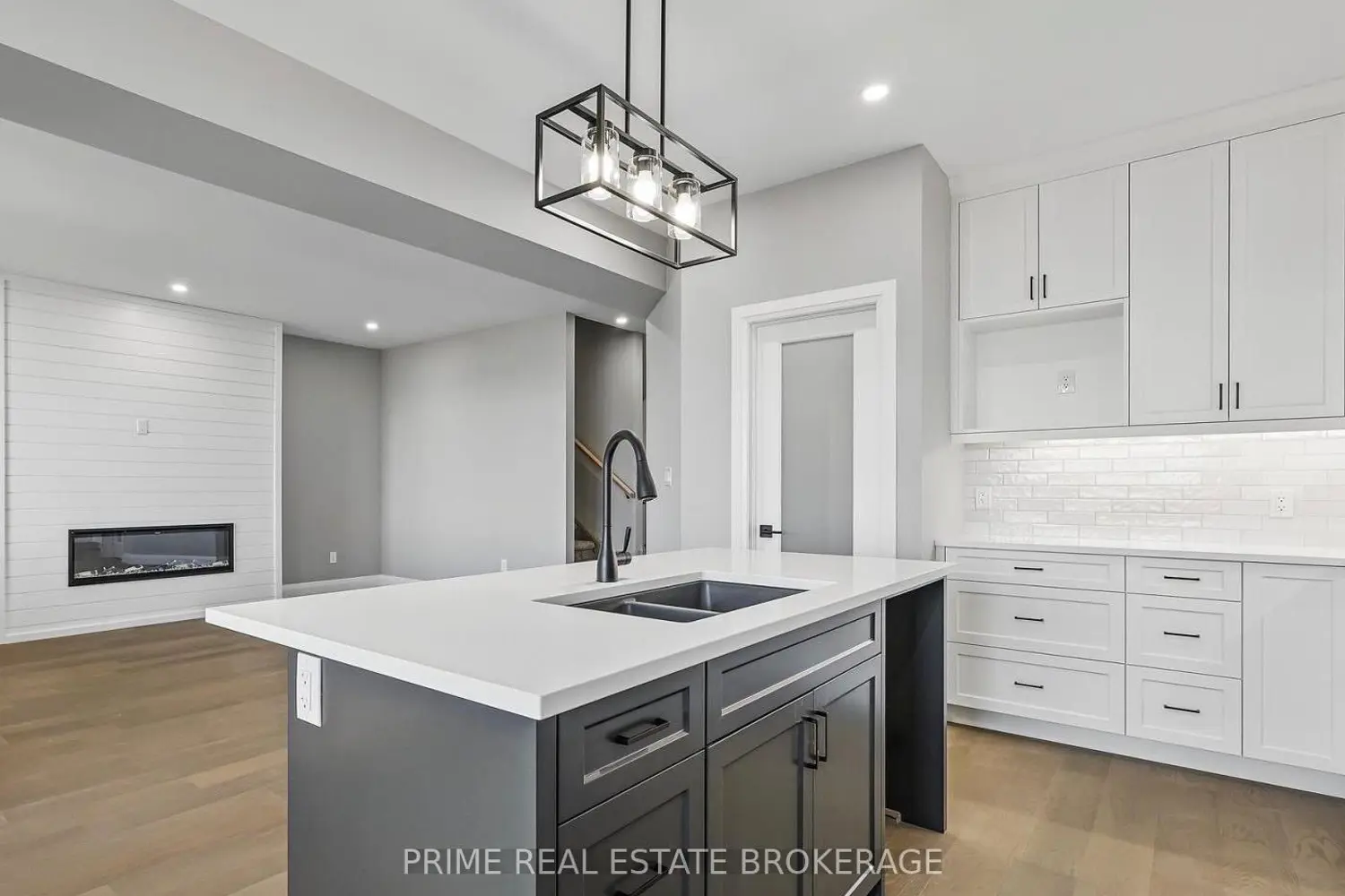 8068 Union Road photo 5