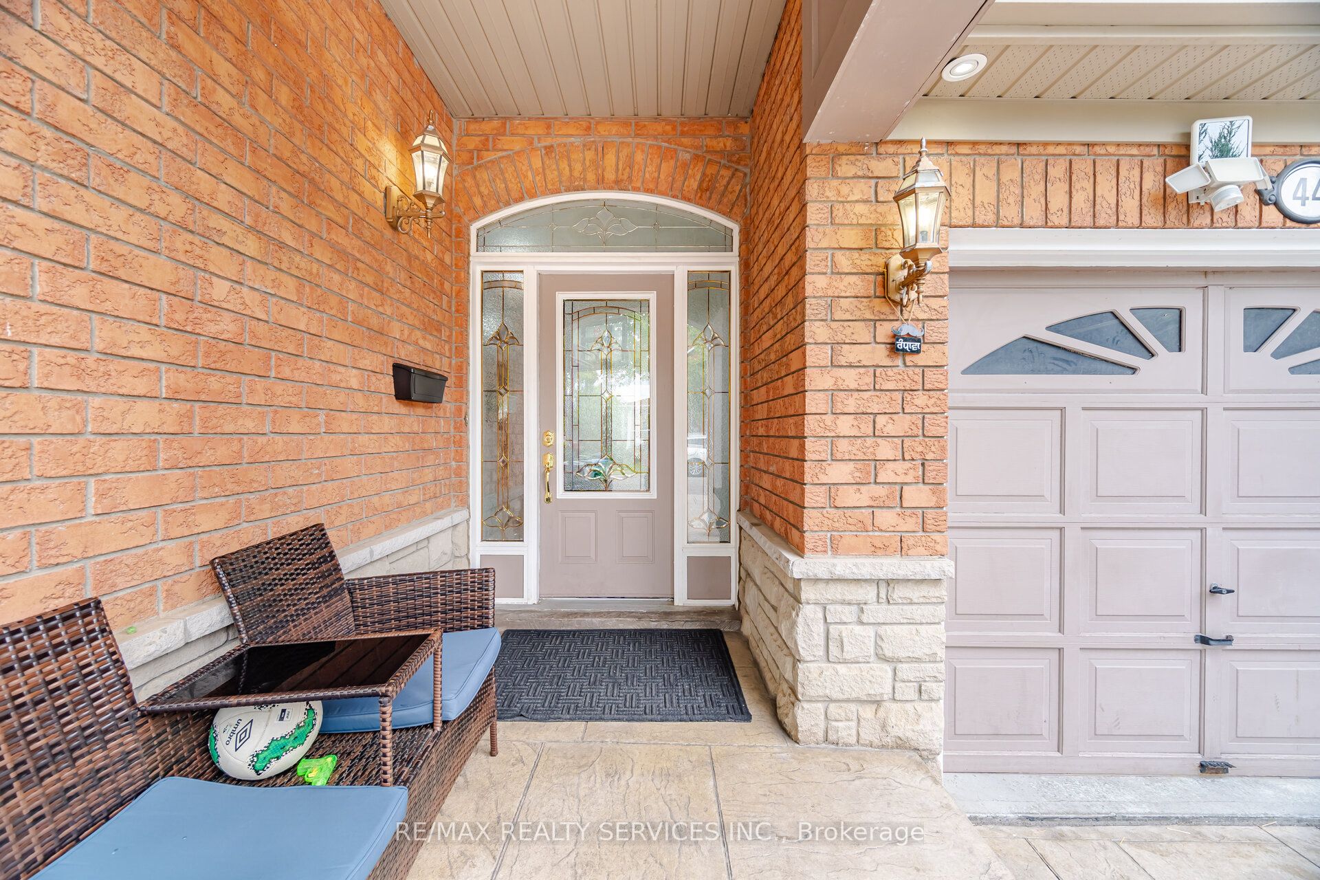 44 Brambirch Crescent, Brampton, ON, L7A 1V1 photo 3