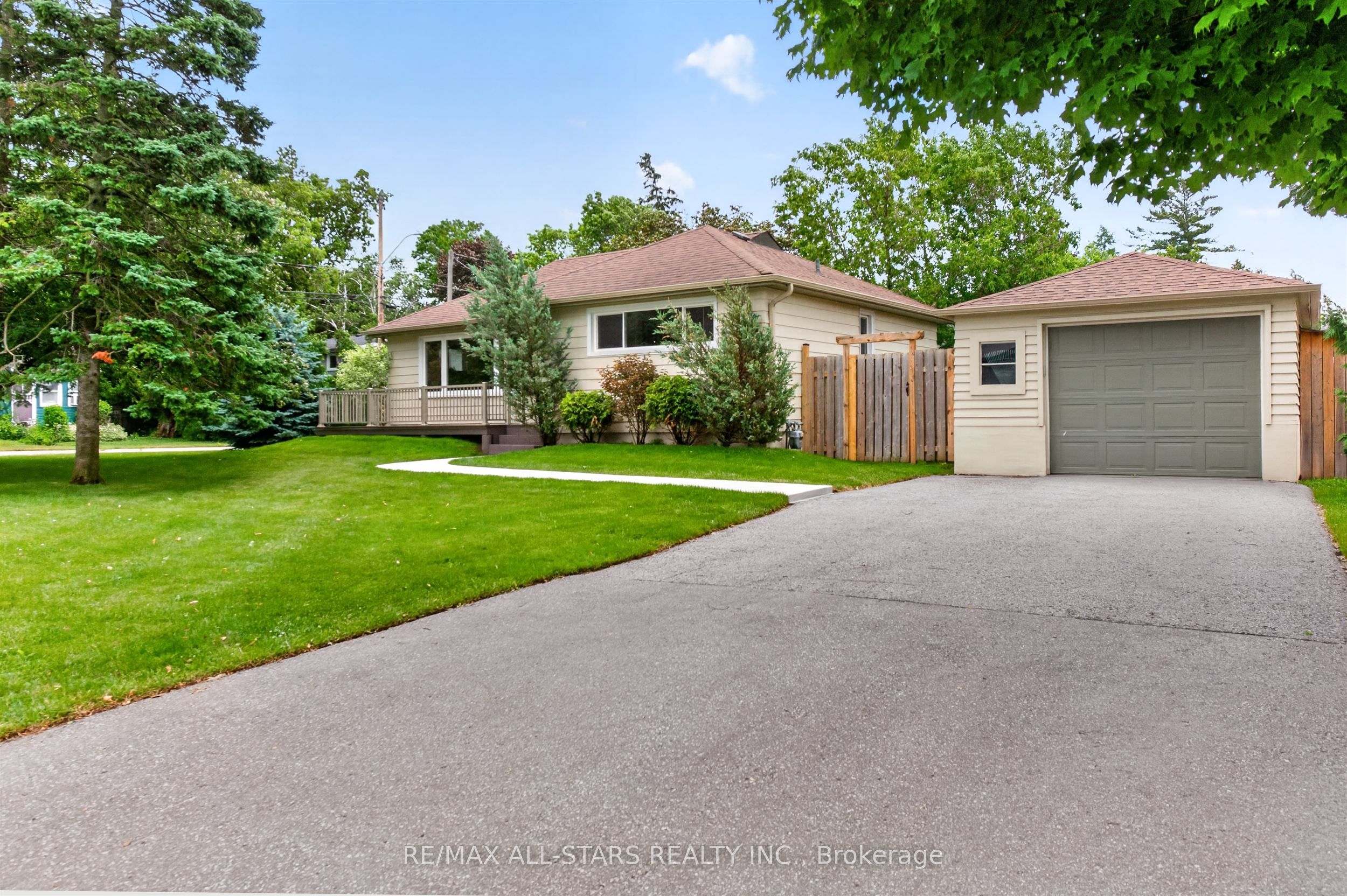 314 Stouffer Street, Whitchurch-stouffville, ON, L4A 4Y9