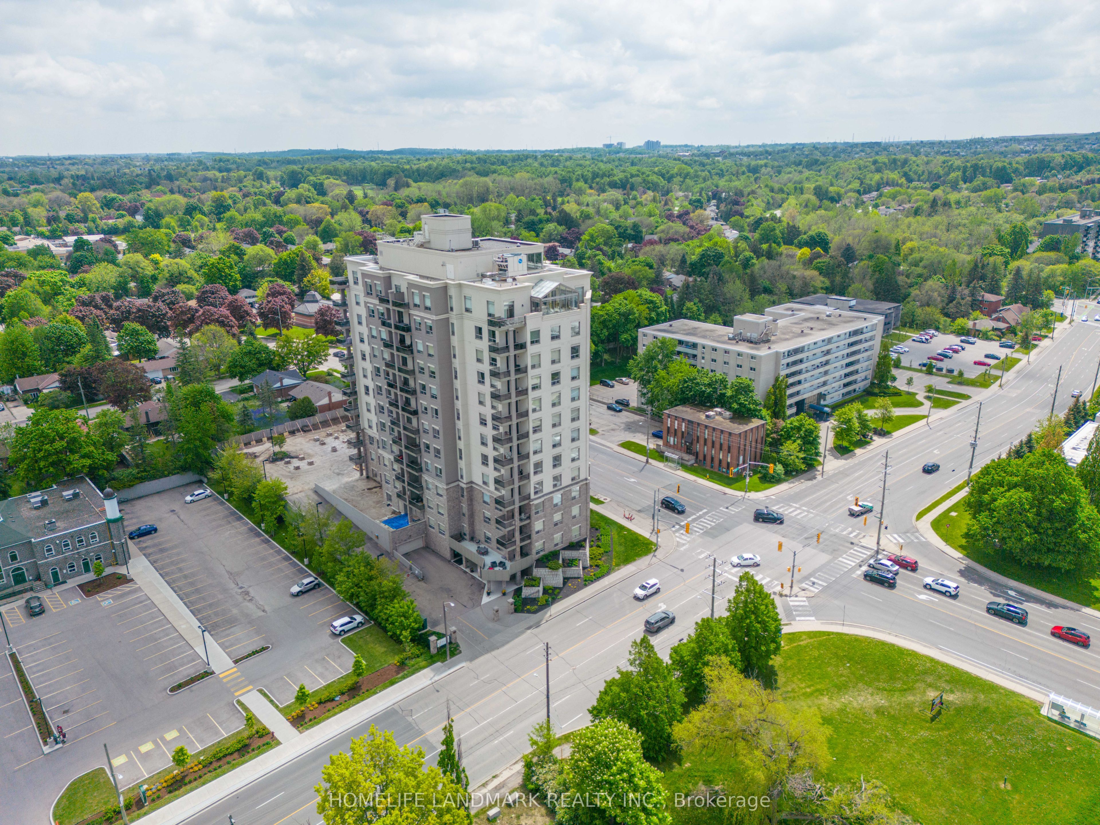 501-223 Erb Street W, Waterloo, ON, N2L 0B3