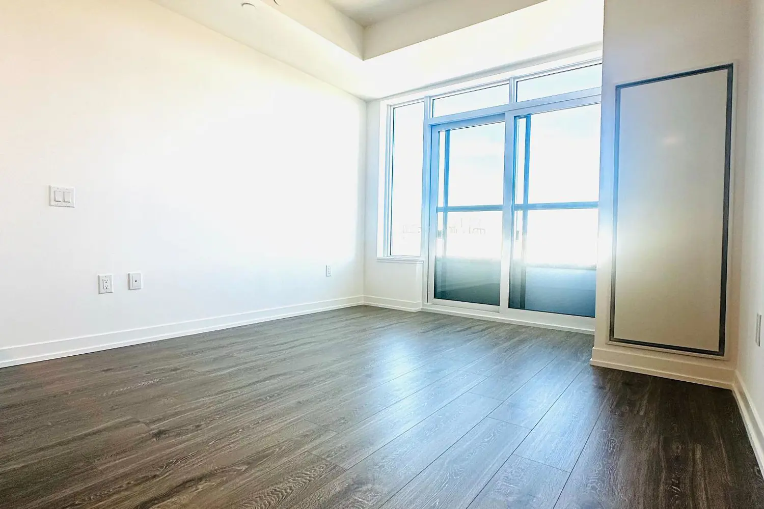 2485 Eglinton Avenue 714