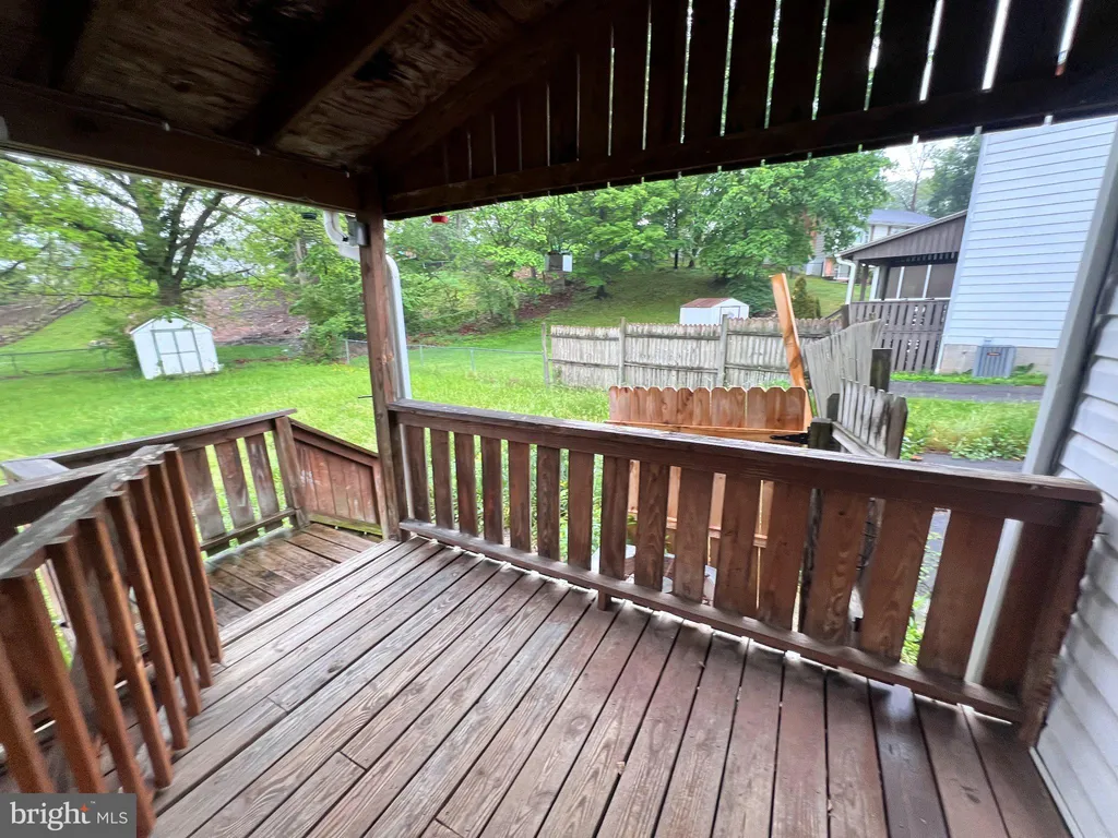 14310 Greenfield Crescent SW, Cresaptown, MD 21502