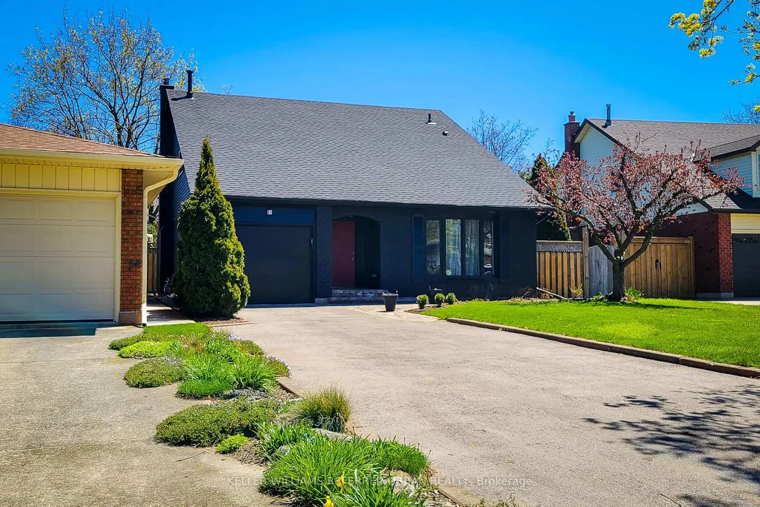 680 Powell Court photo 2