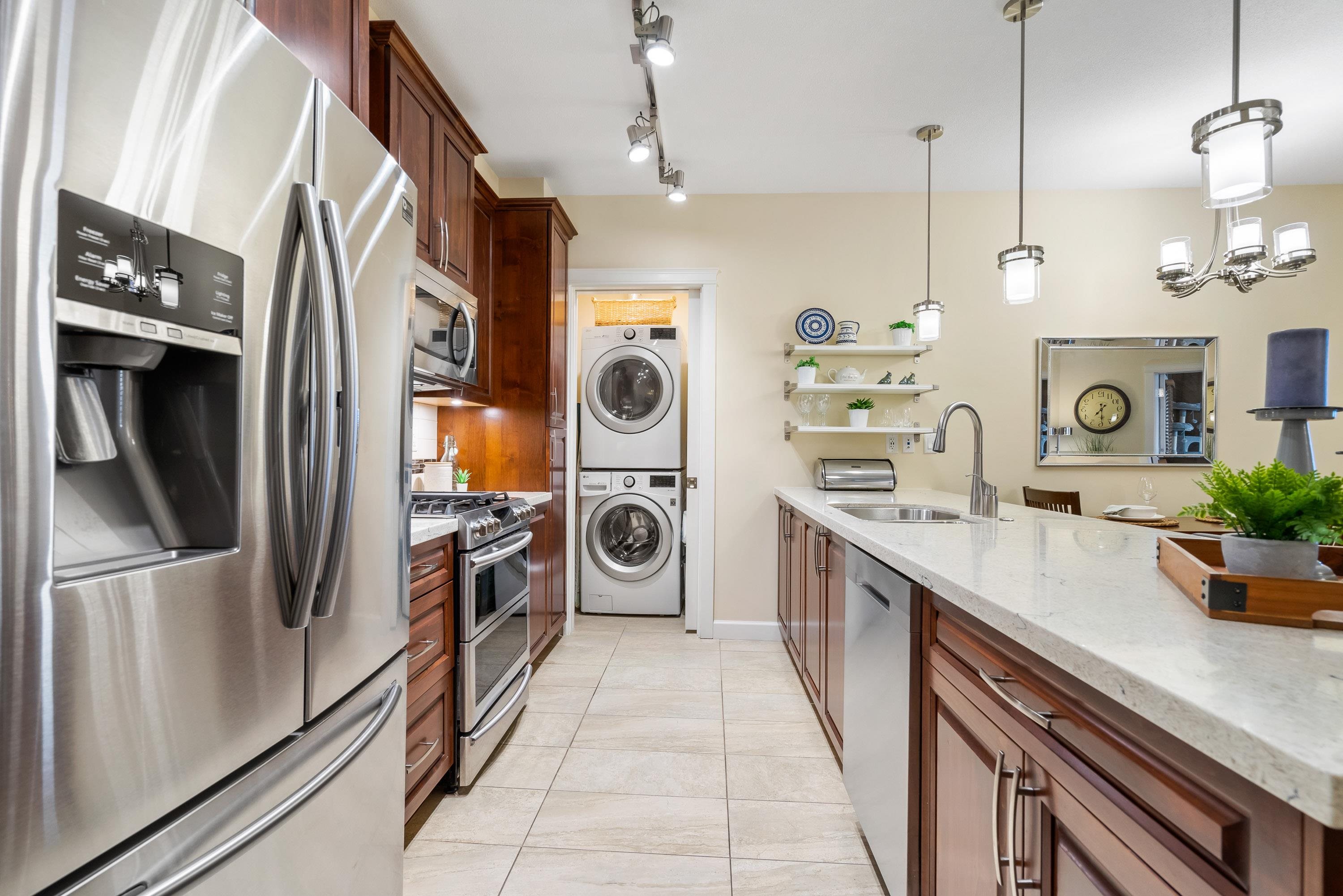 A512-20716 Willoughby Town Centre Drive, Langley, BC, V2Y 3J7 photo 5