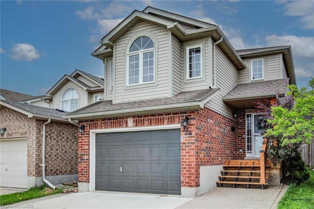 166 Peach Blossom Crescent, Kitchener, ON, N2E 3Z6