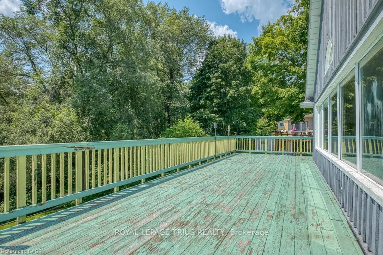210 Hillside Avenue photo 5