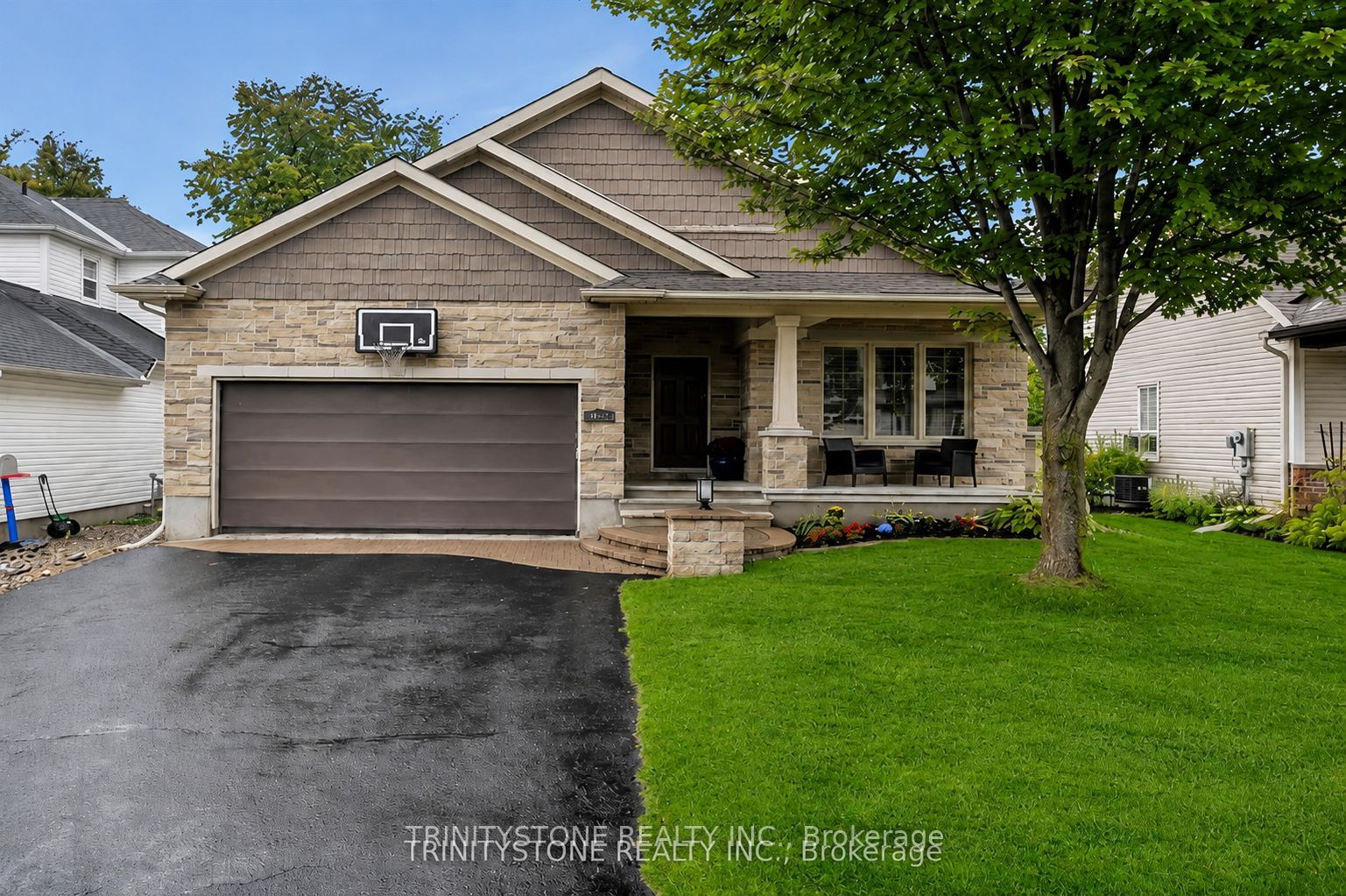 452 Landswood Way, Ottawa, ON, K2S 0A4