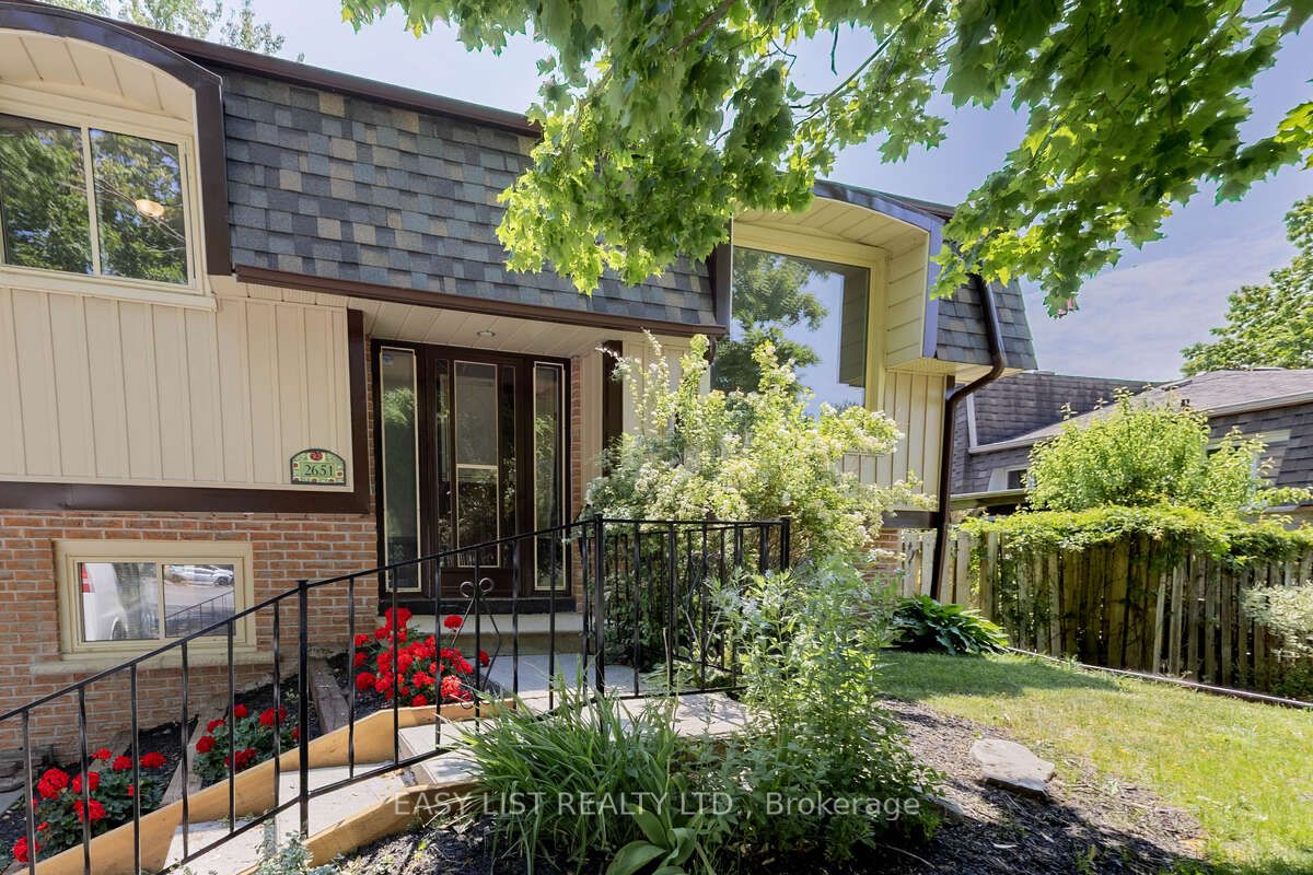 2651 Marsdale Drive, Peterborough, ON, K9L 1R5