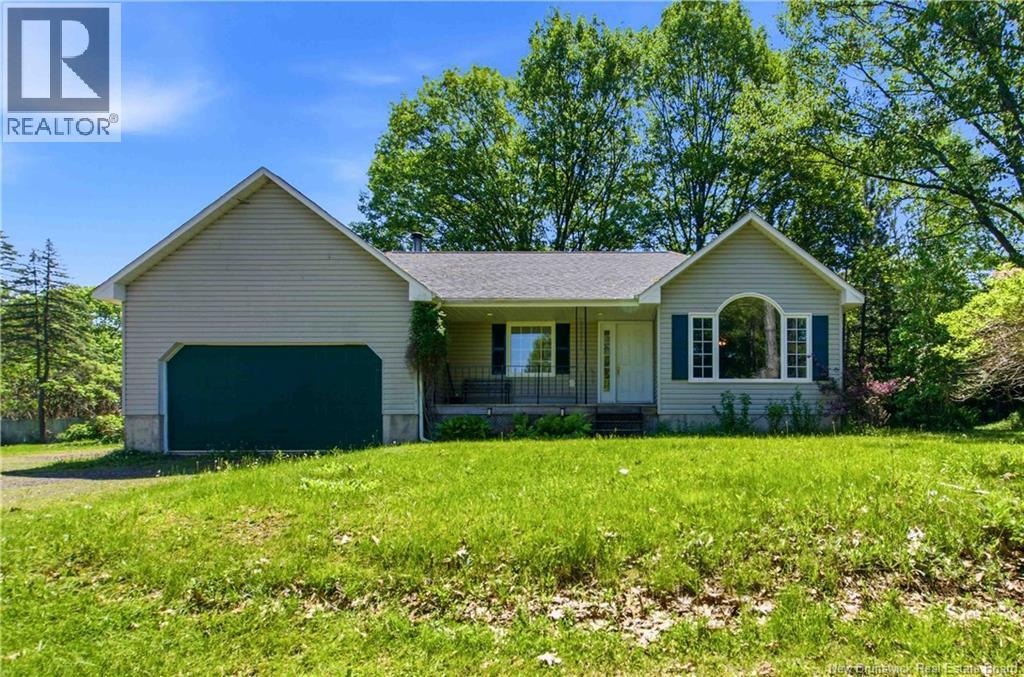 452 Pleasant Drive, Minto, NB, E4B2T3