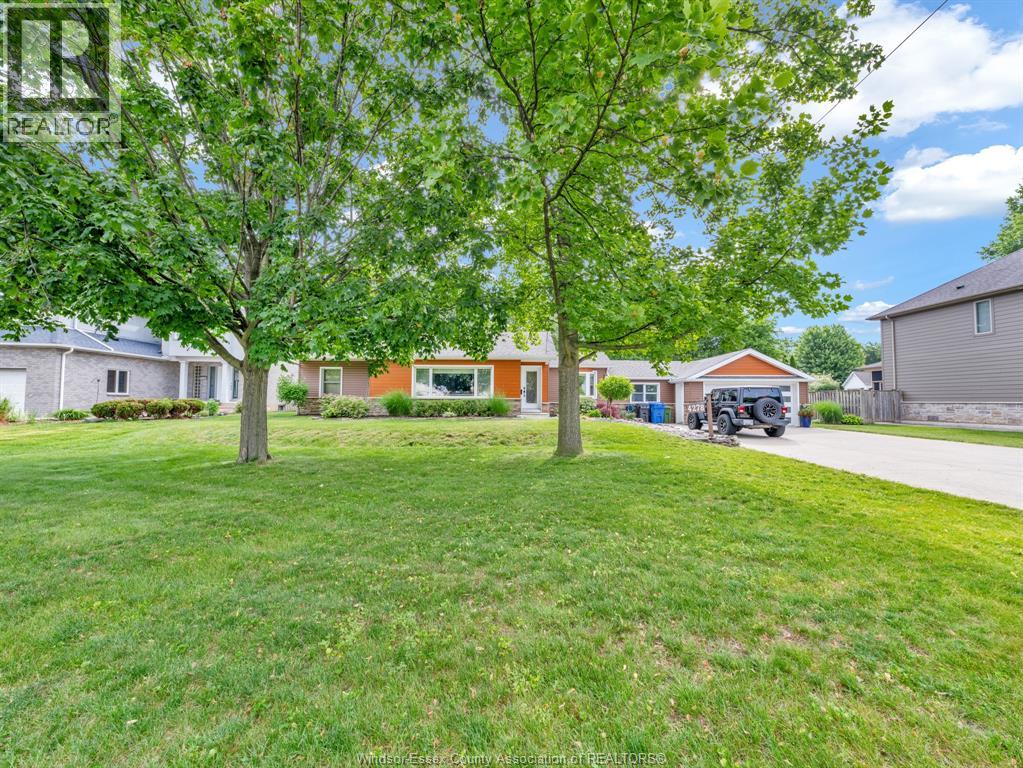 4278 Casgrain Drive, Windsor, ON, N9G2B2 photo 2