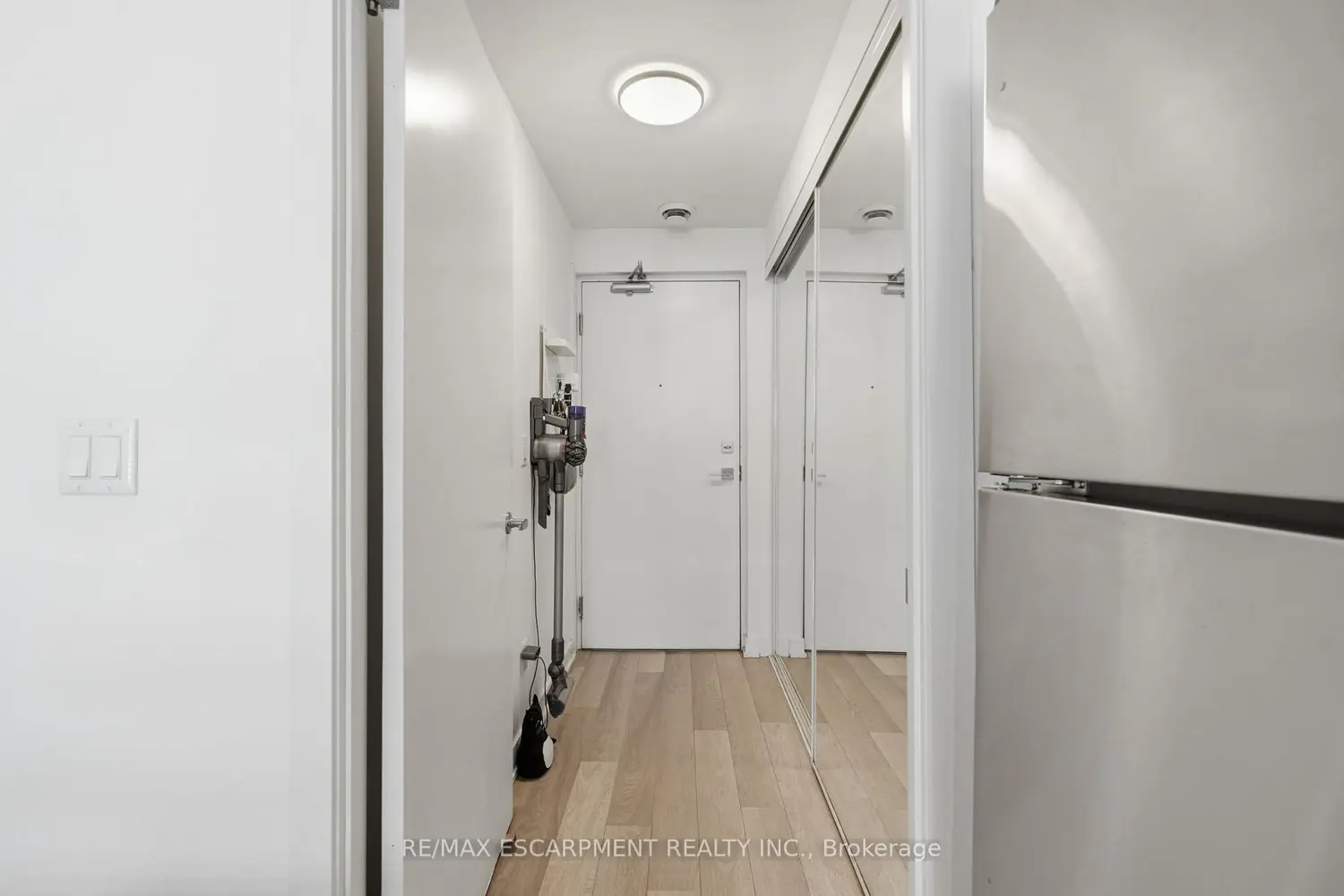 5260 Dundas Street #C212 photo 5
