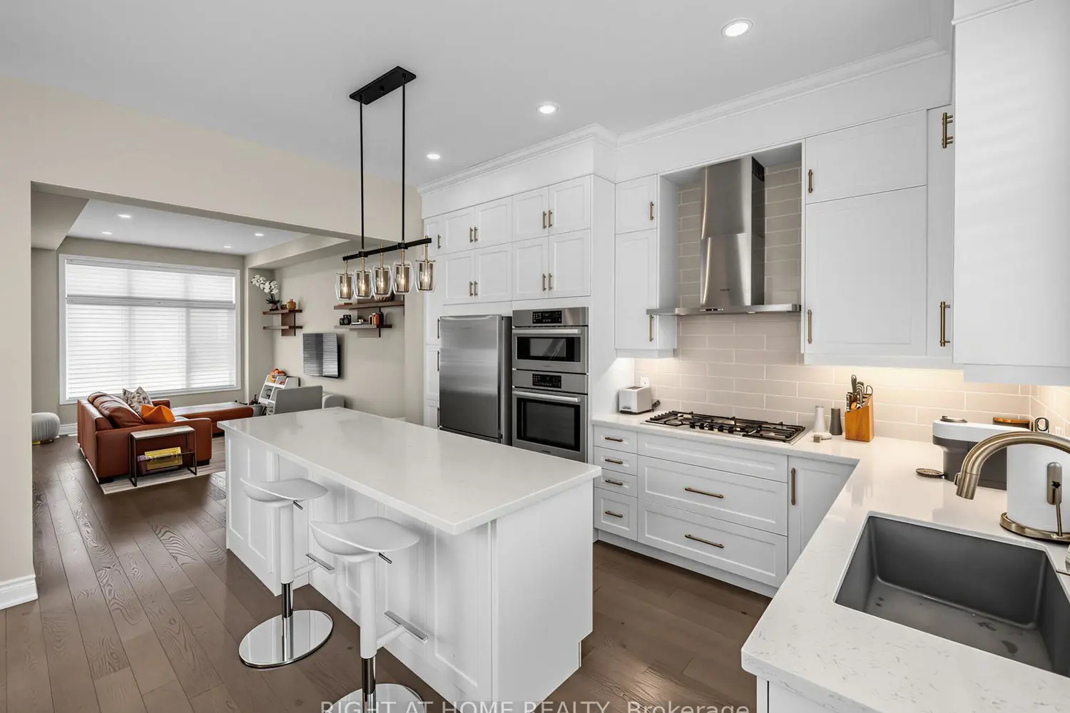 88 Crimson Forest Drive photo 5