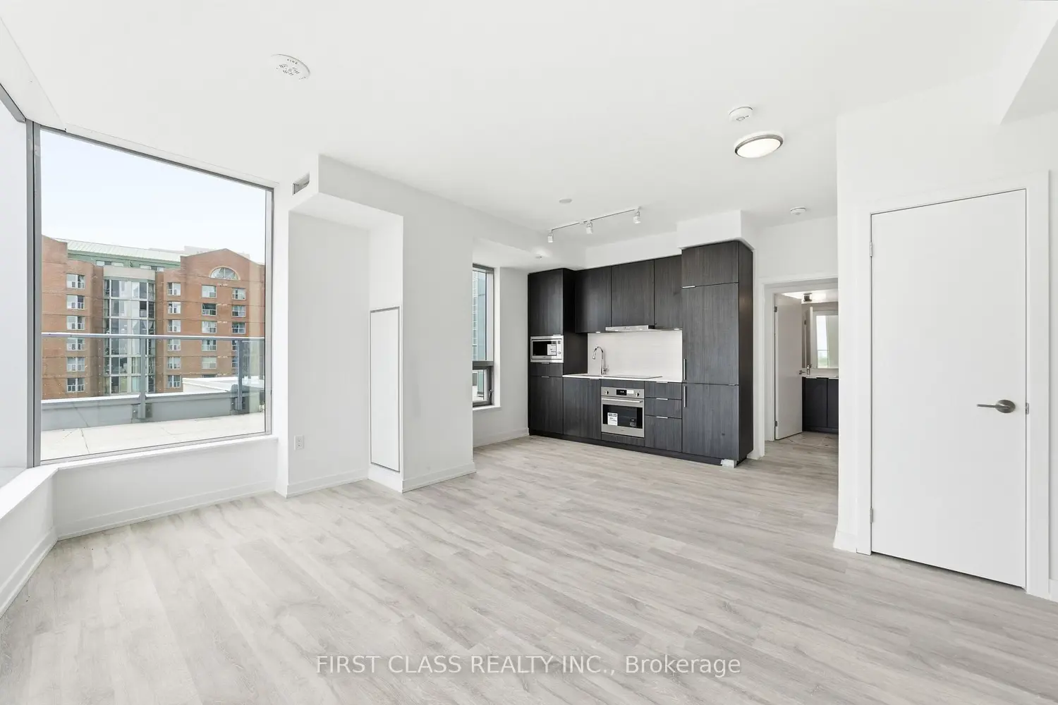 8 Olympic Garden Drive S707 photo 4