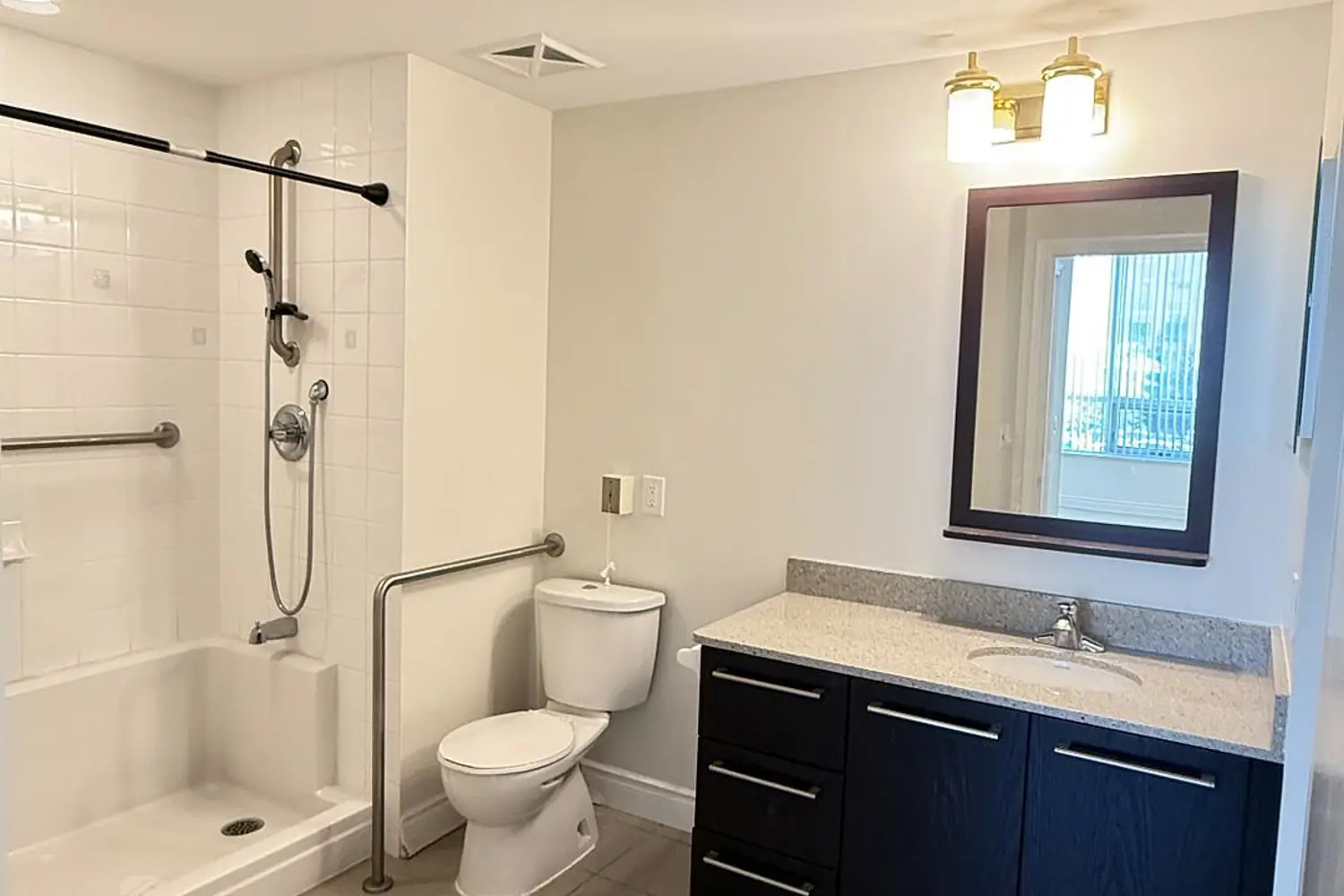 11211 Yonge Street 283 photo 5