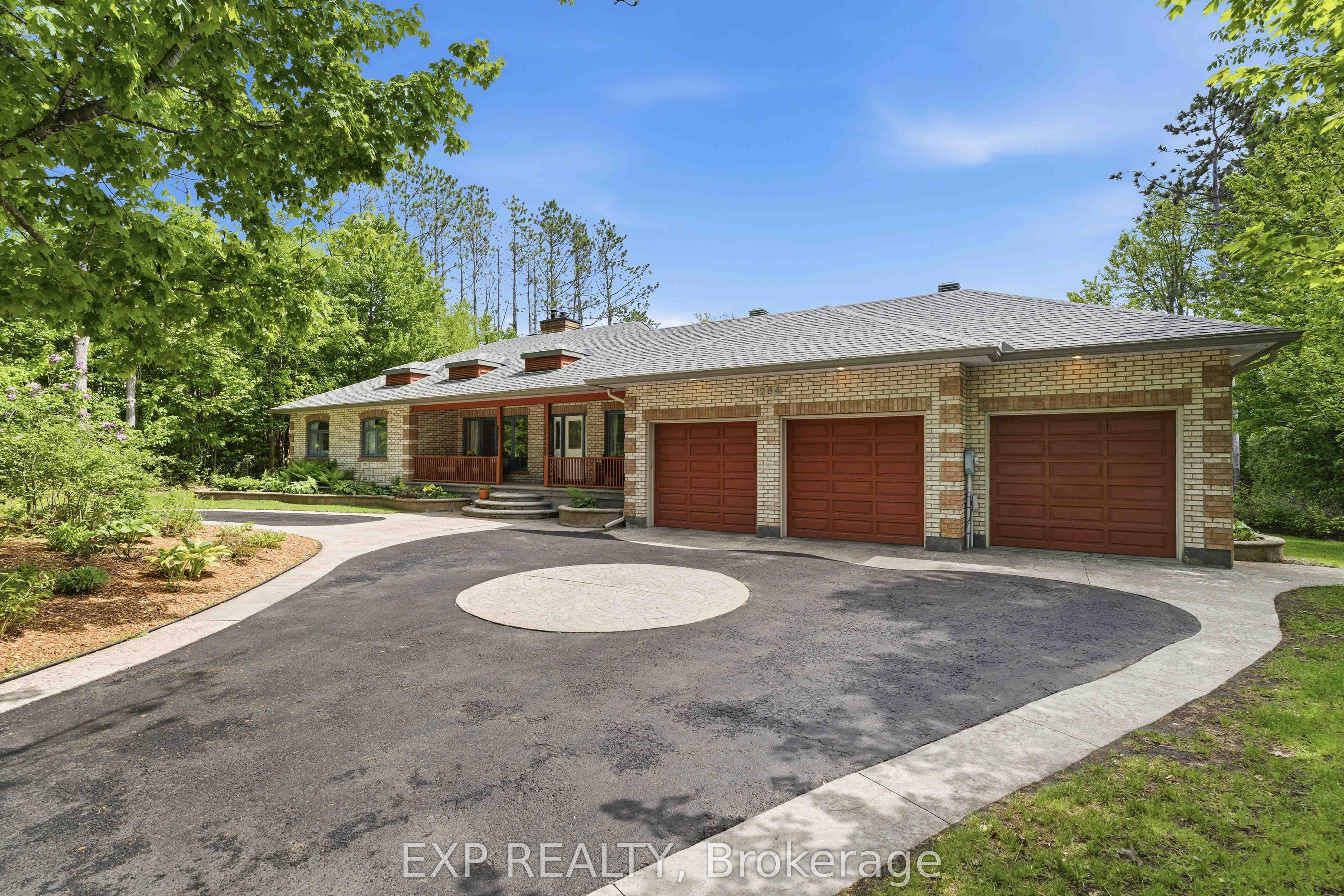 1264 Barnwell Crescent, Ottawa, ON, K4B 1K4