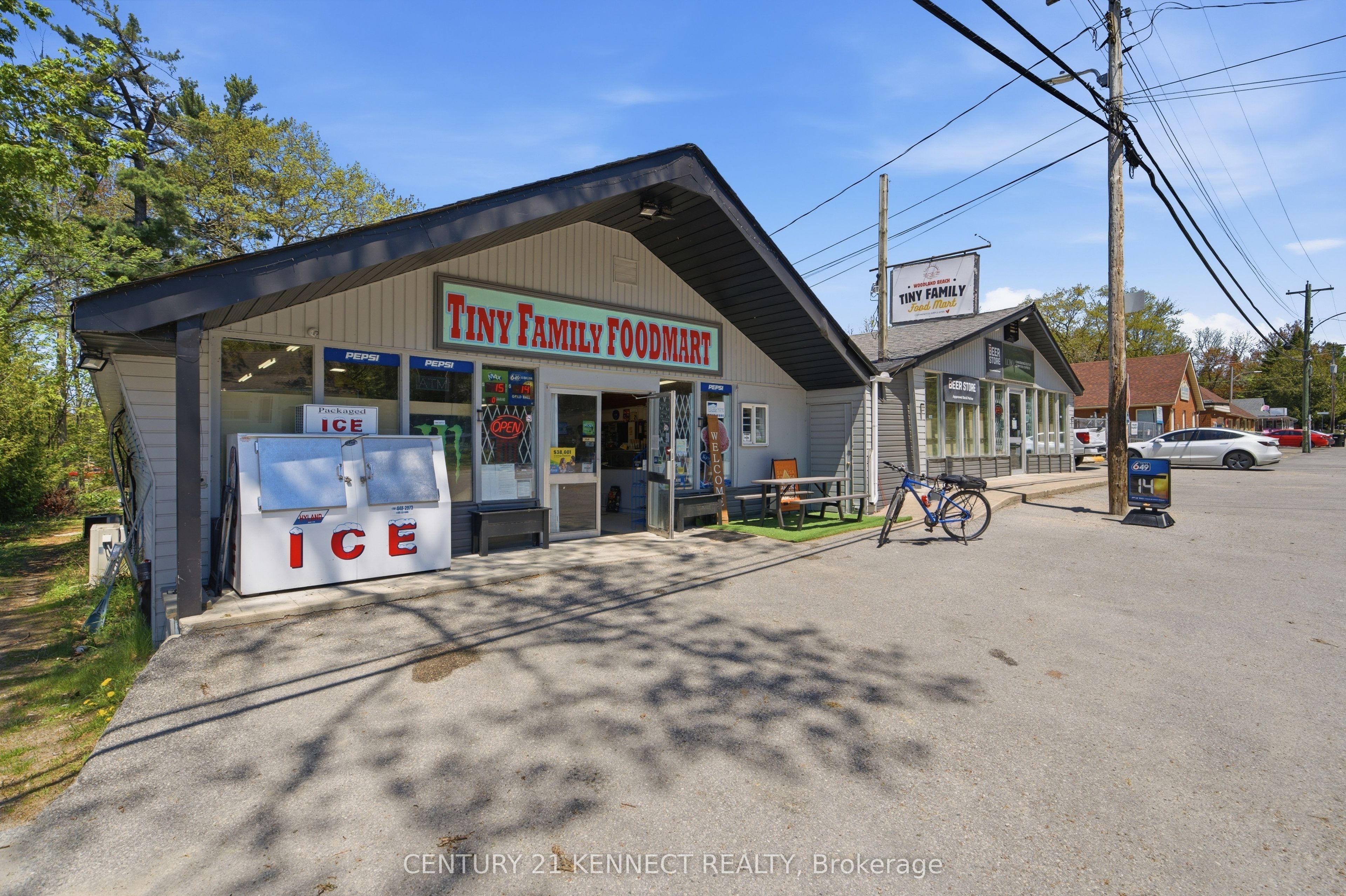 2008 Tiny Beaches Road S, Tiny, ON, L0L 1P0 photo 3