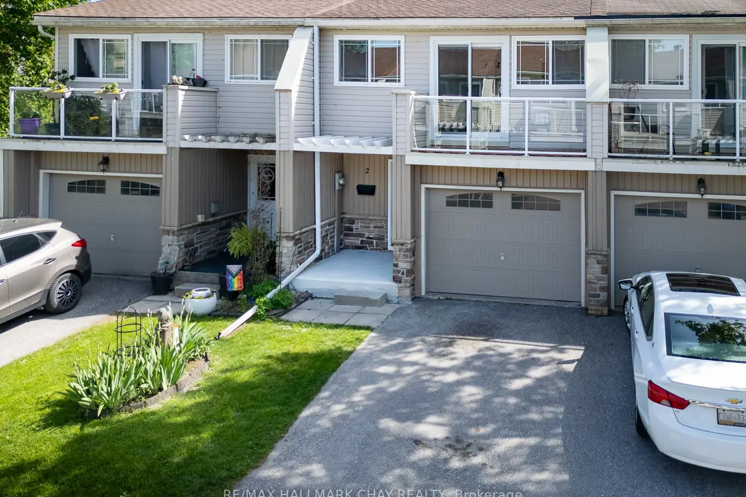 12 Lankin Boulevard 2