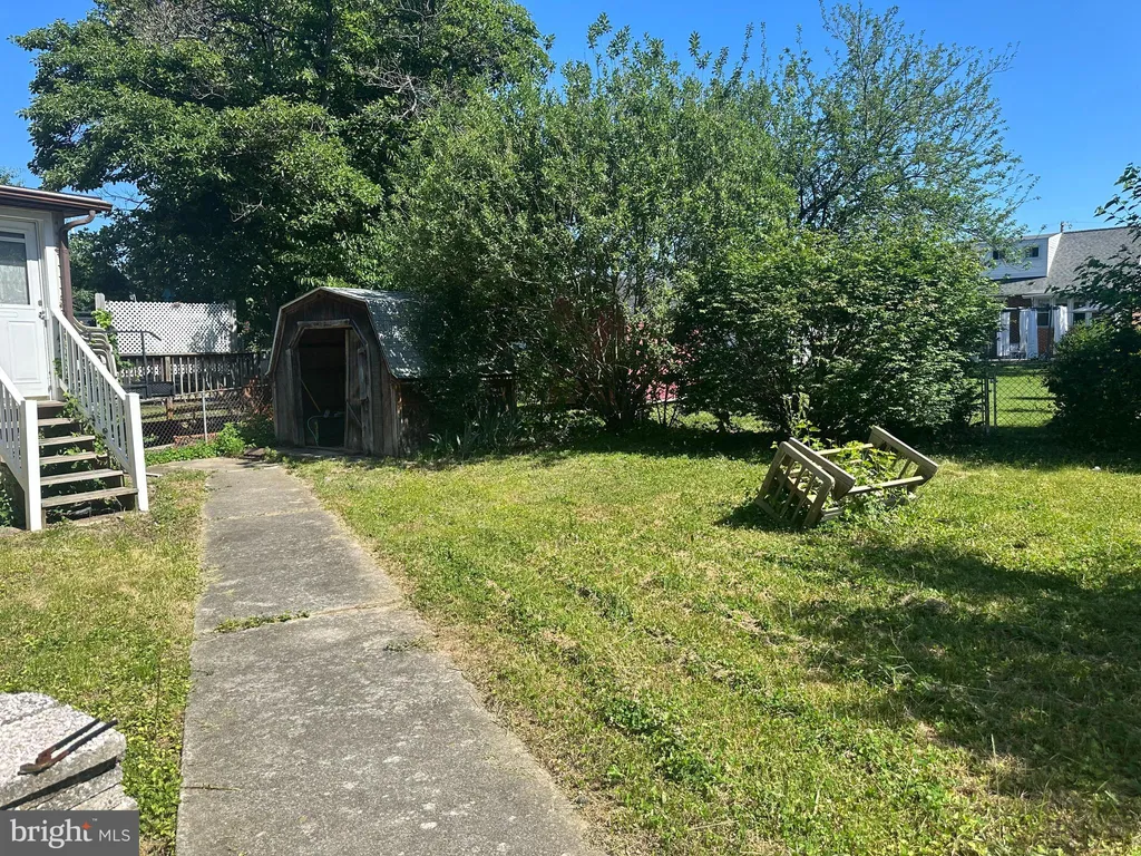 8511 Summit Road, Pasadena, MD 21122