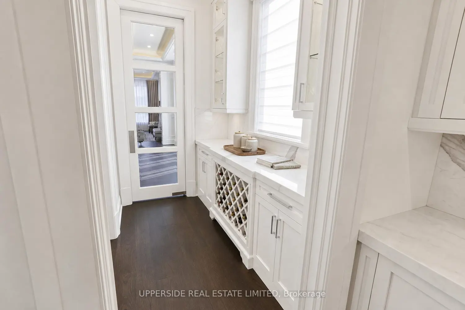 28 Thornridge Drive photo 3