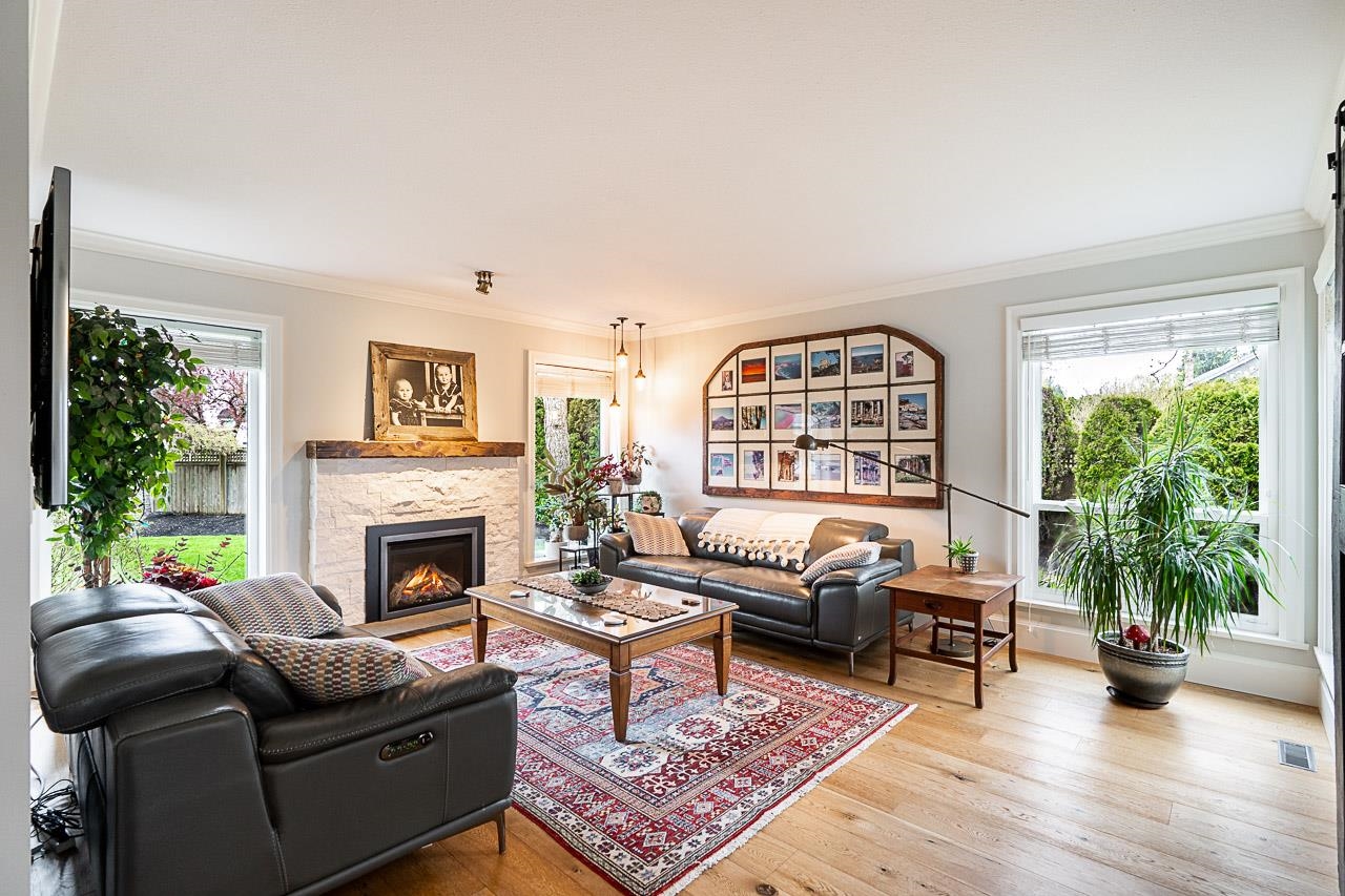 15464 60a Avenue, Surrey, BC, V3S 7H6 photo 3