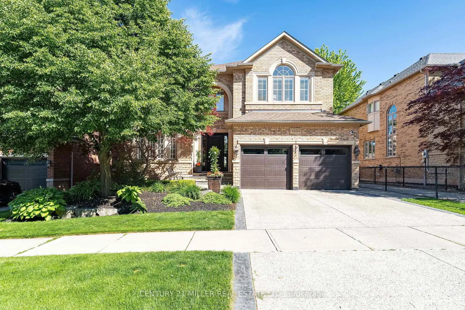 1392 Clearwater Crescent