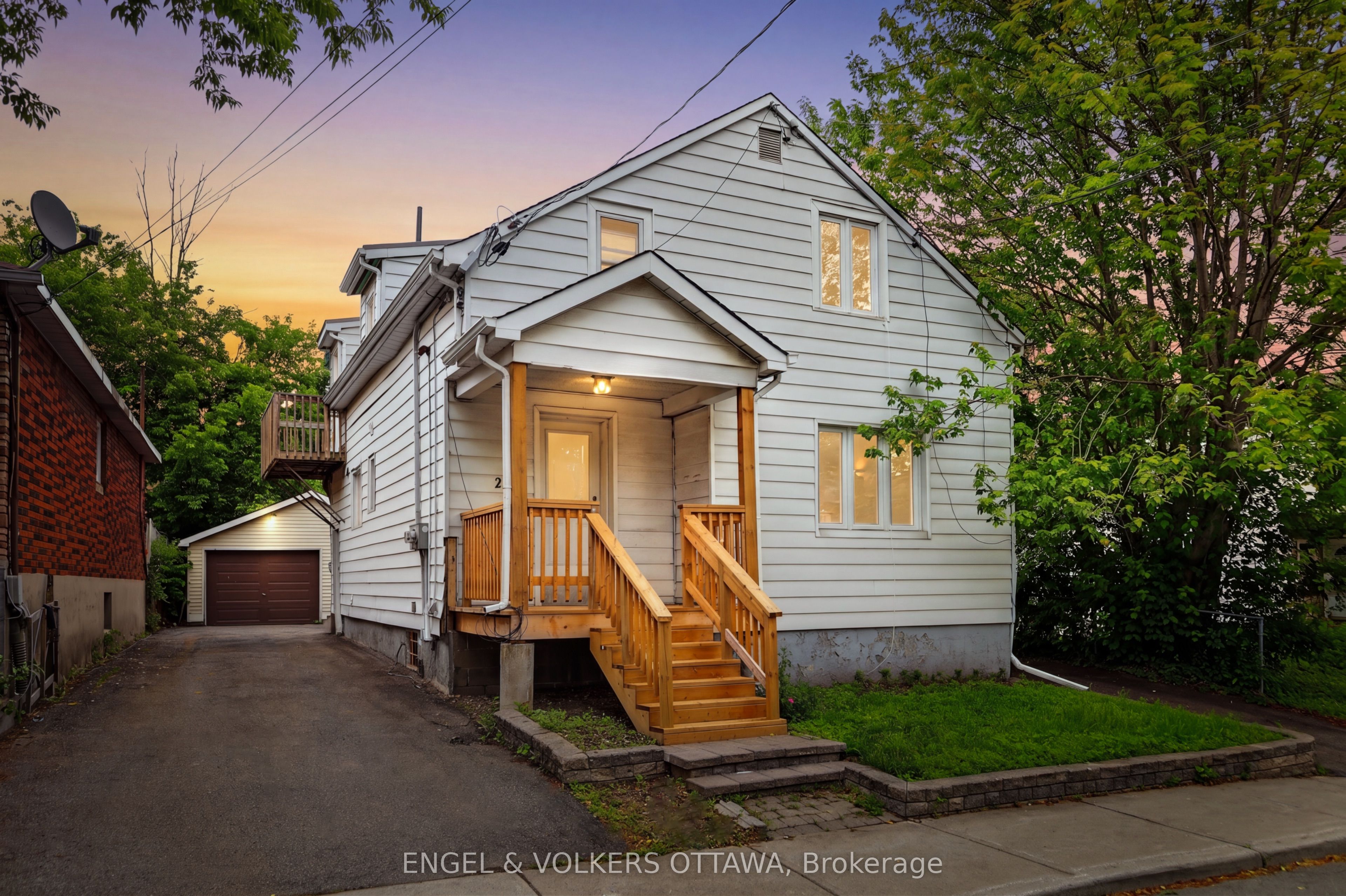 267 Granville Street, Ottawa, ON, K1L 6Z3