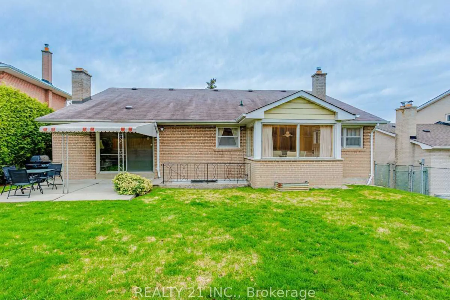 24 Beveridge Drive photo 3