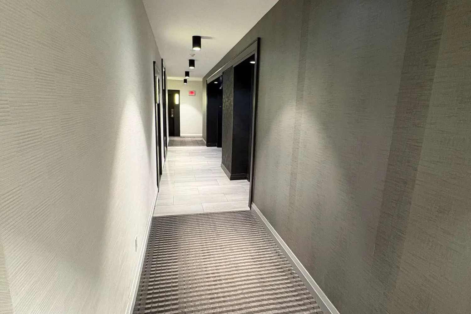 12 Yonge Street 2501 photo 4