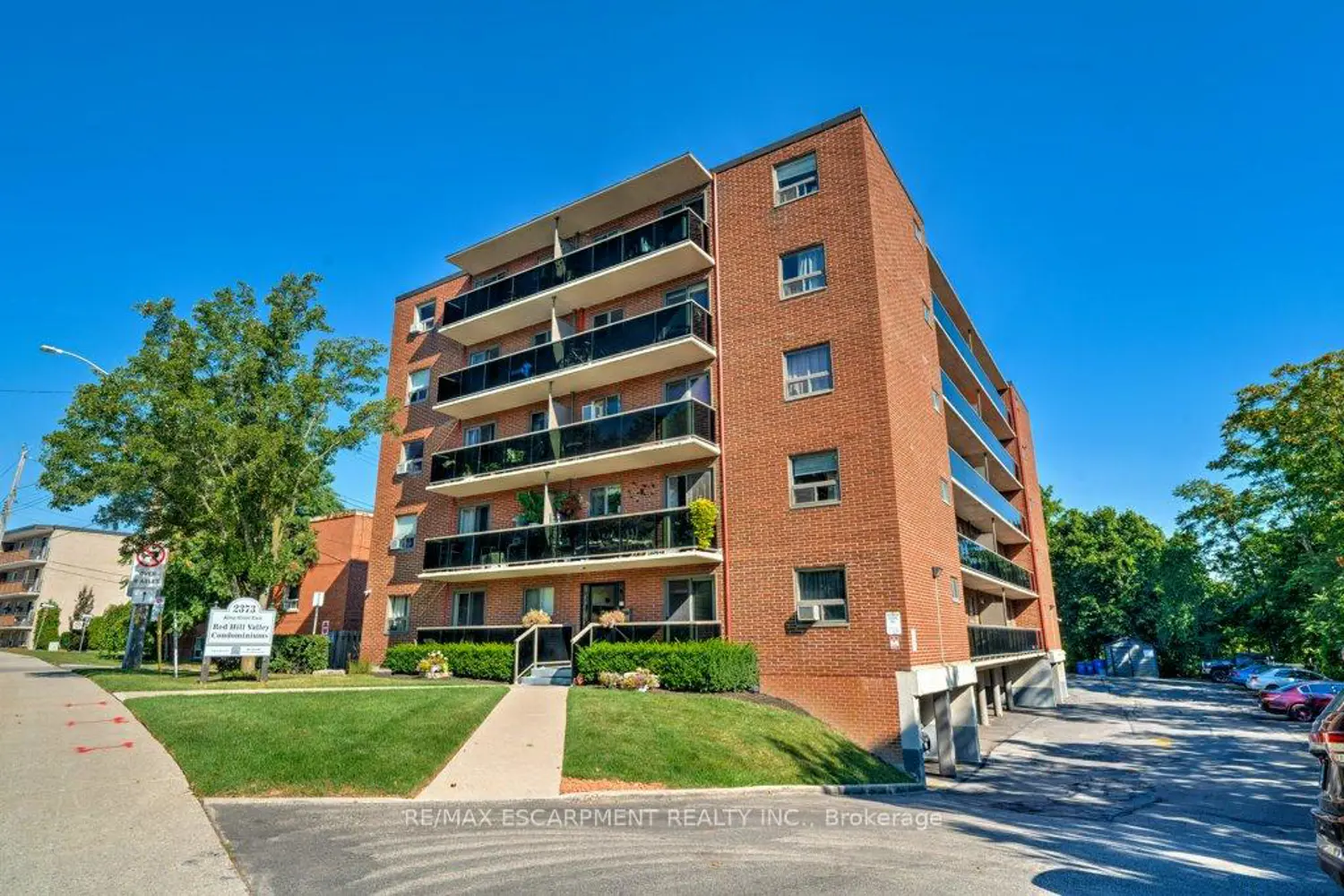 2373 King Street 17