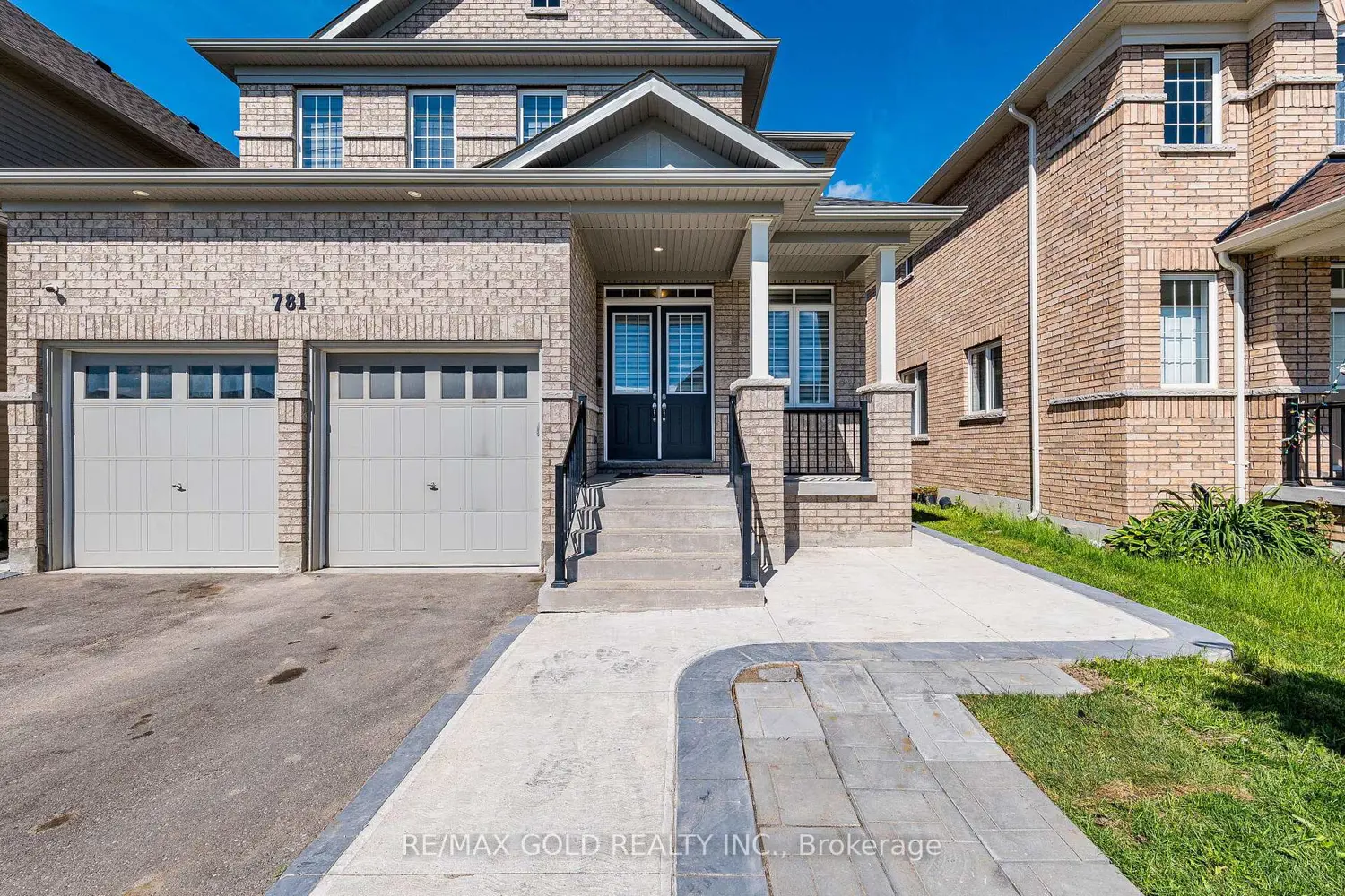 781 Gilmour Crescent