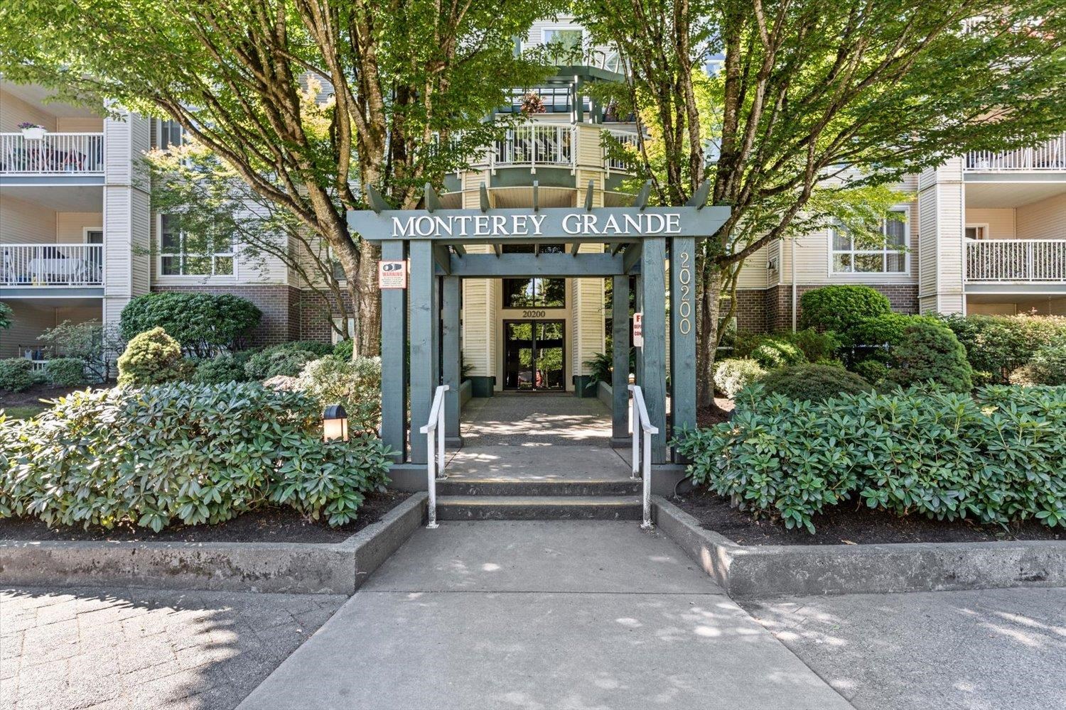 209-20200 54a Avenue, Langley, BC, V3A 3W7