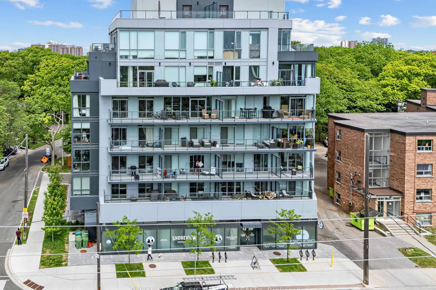 1316 Kingston Road 204