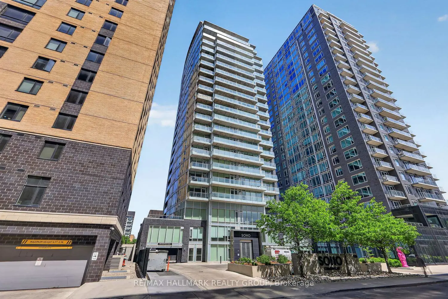 111 Champagne Avenue 1403