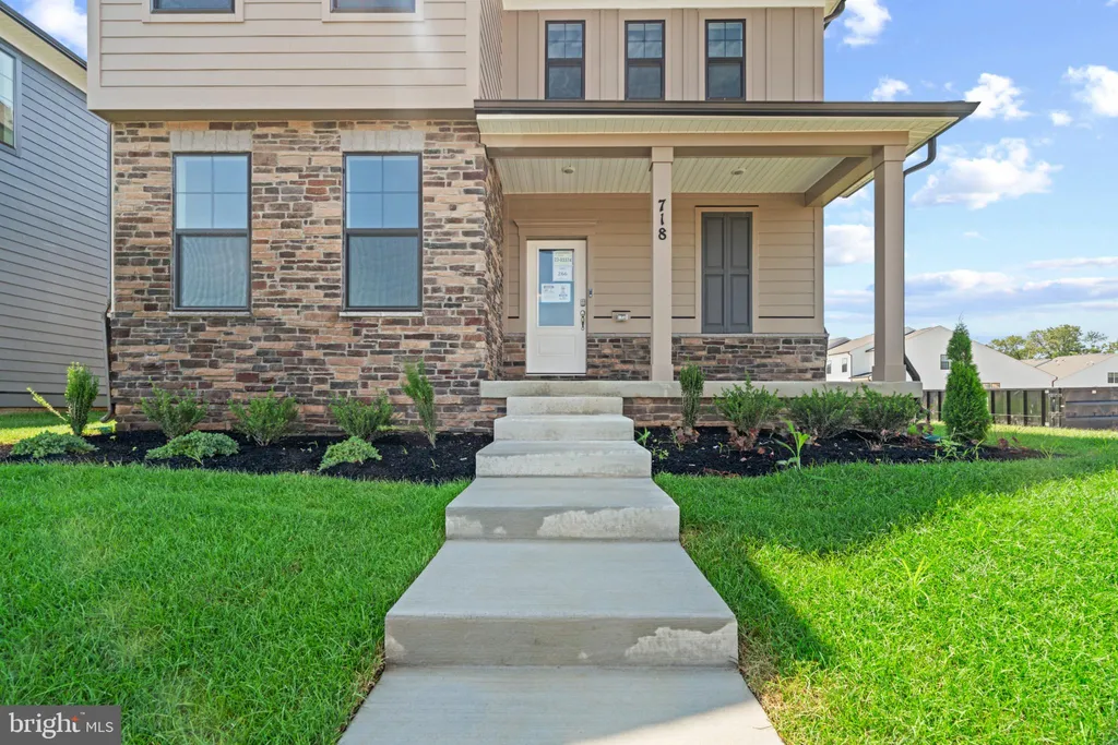 448 Hanson Street, Frederick, MD 21701 photo 2