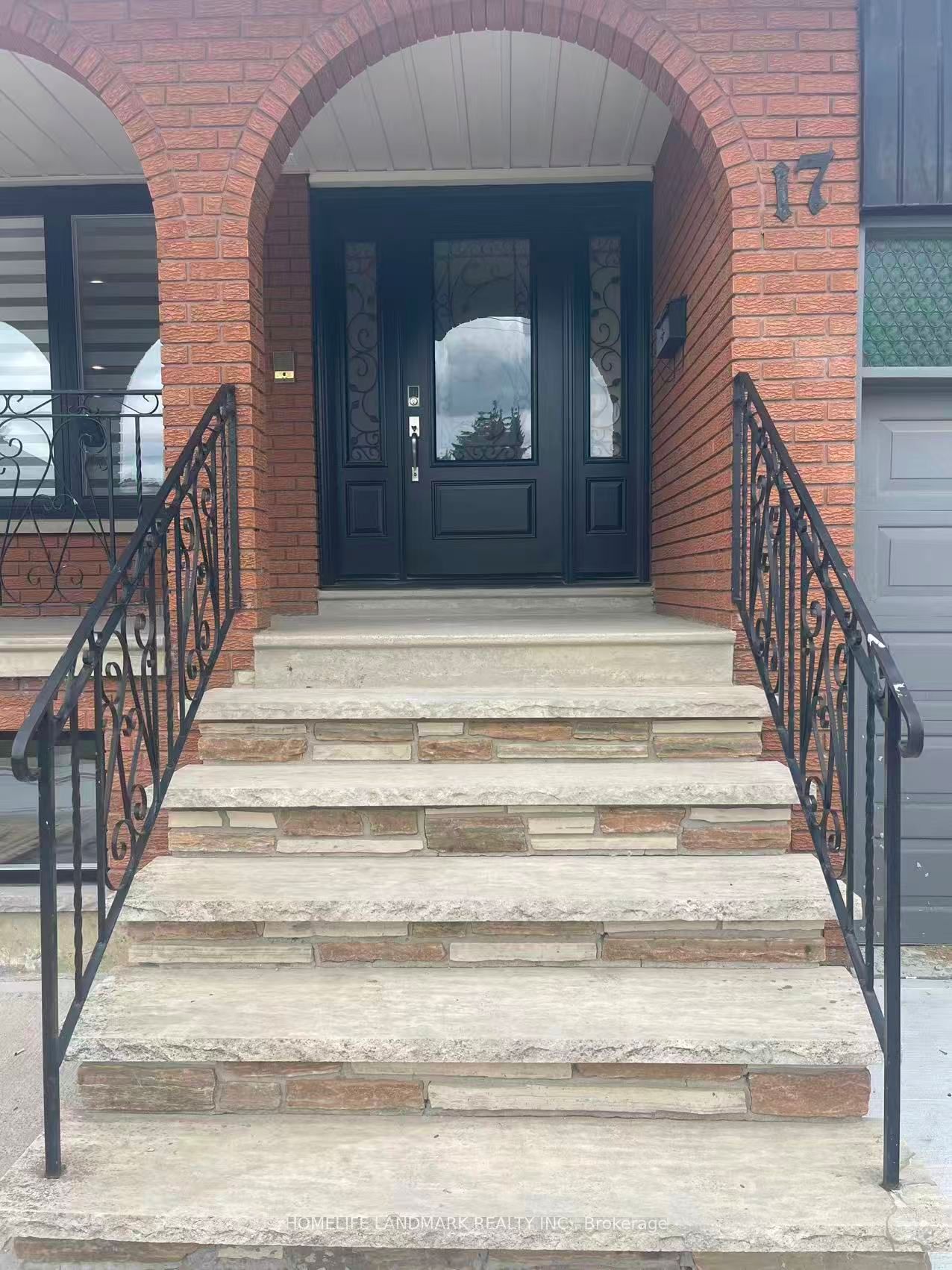 Unit 1-17 Rosemeade Avenue, Toronto, ON, M8Y 3A2