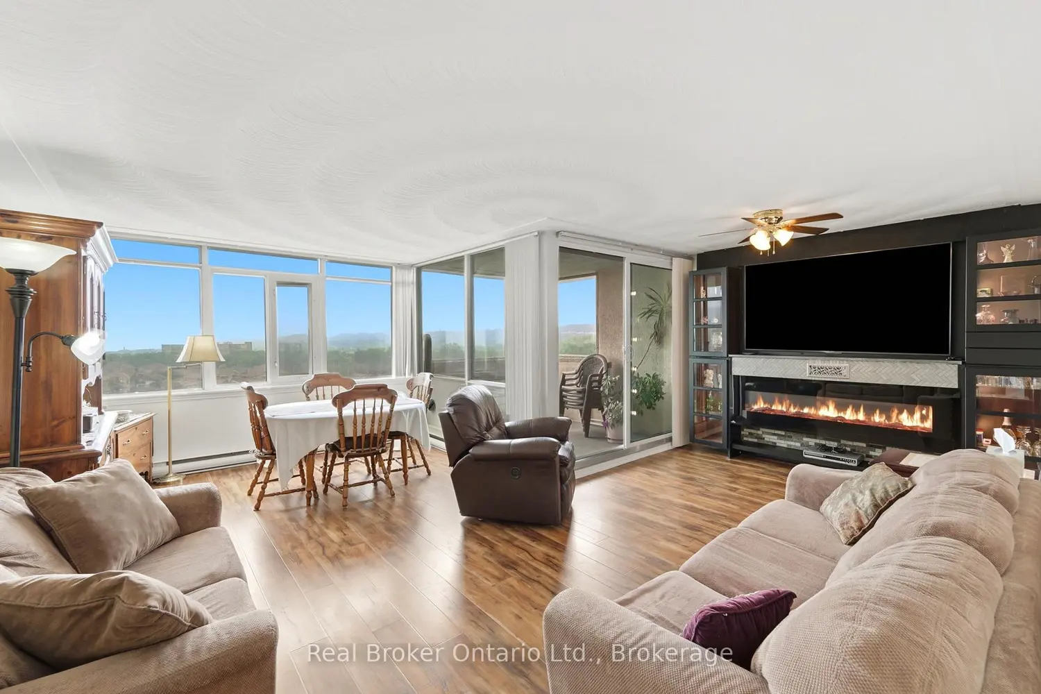 40 Harrisford Street 908