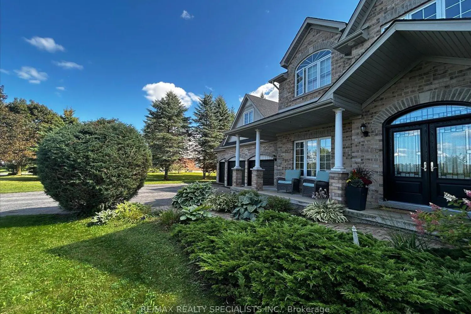 14 Devonleigh Drive photo 4