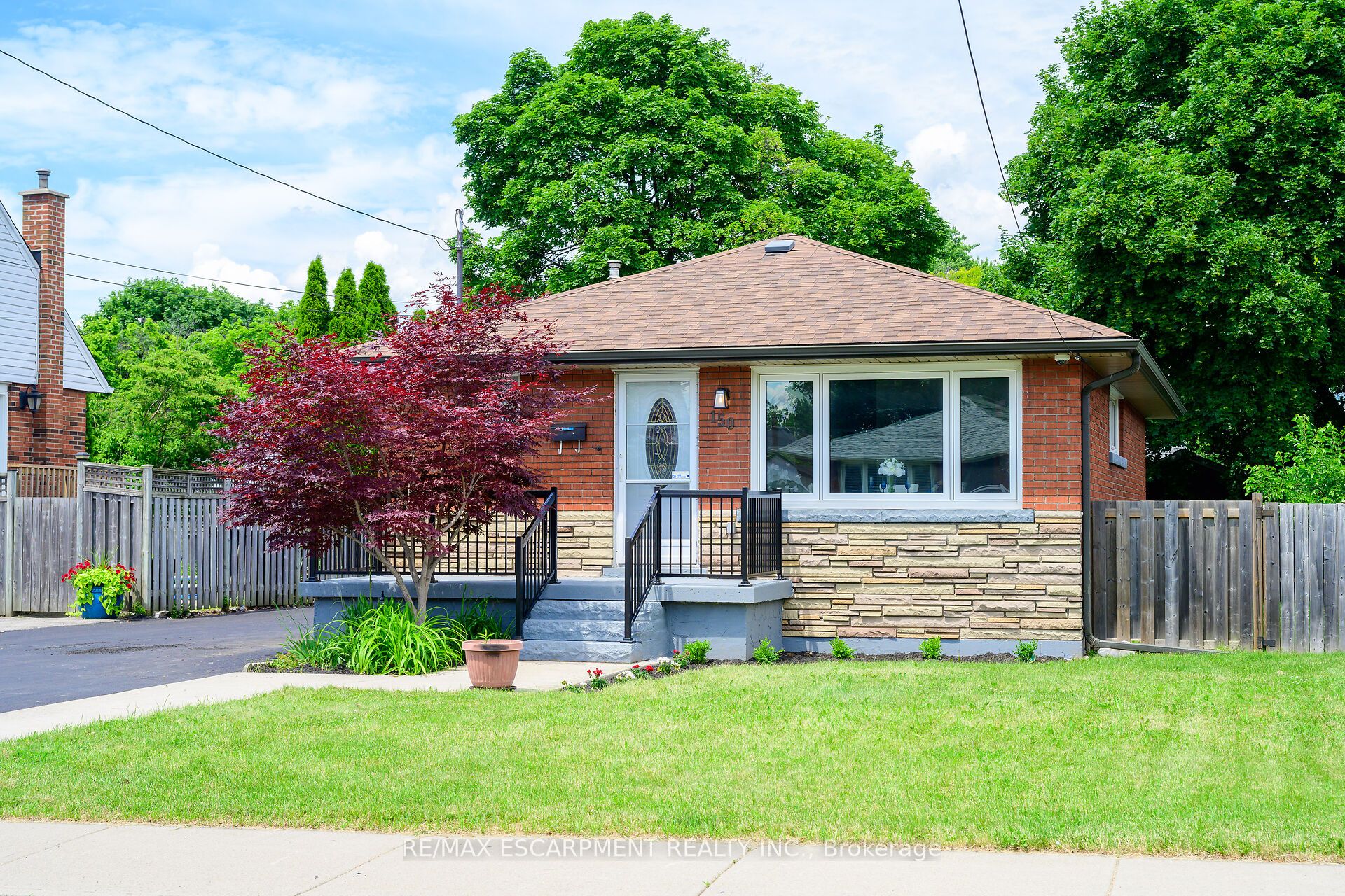 150 Howard Avenue, Hamilton, ON, L9A 2W8 photo 3