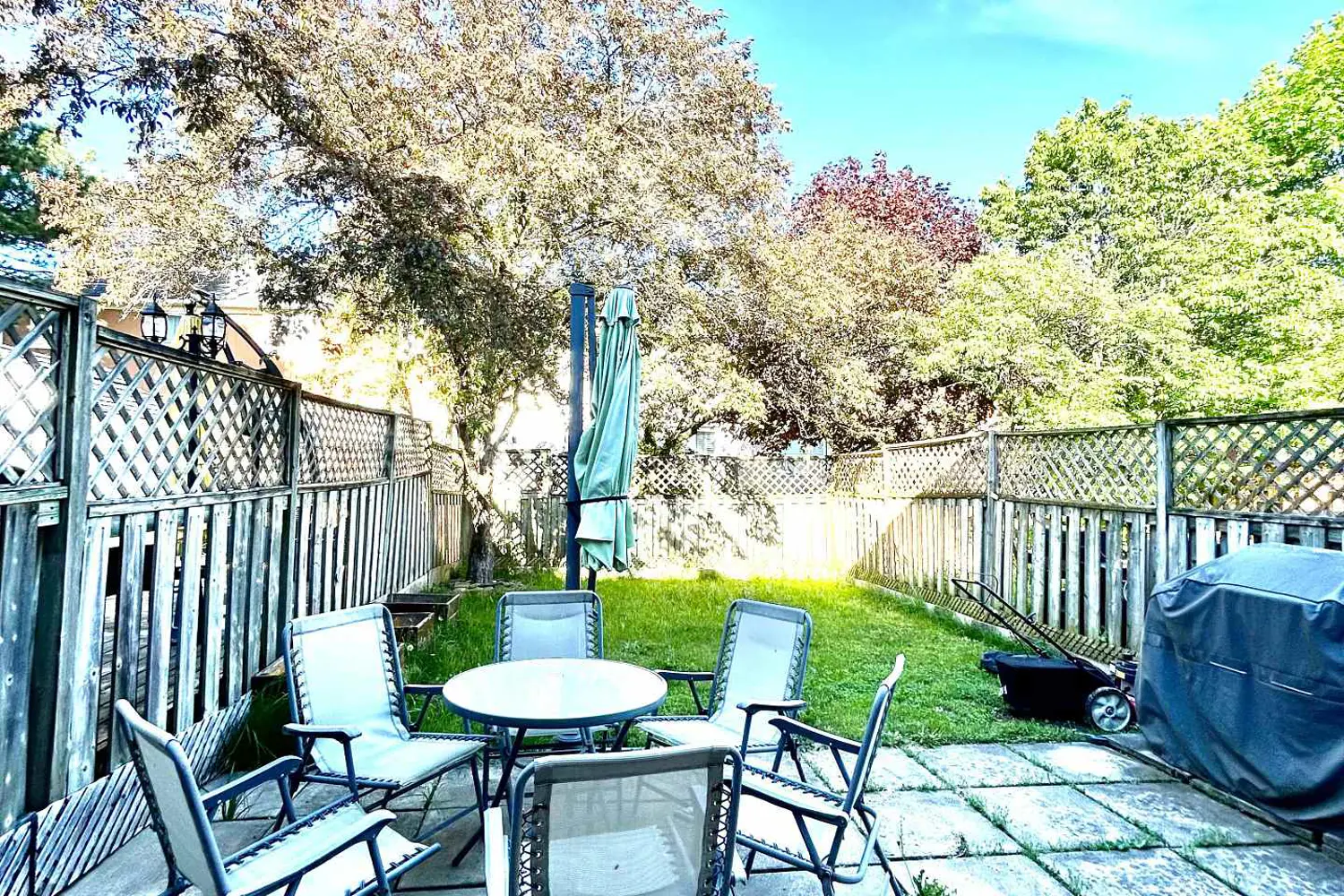 87 Avenue Road photo 4