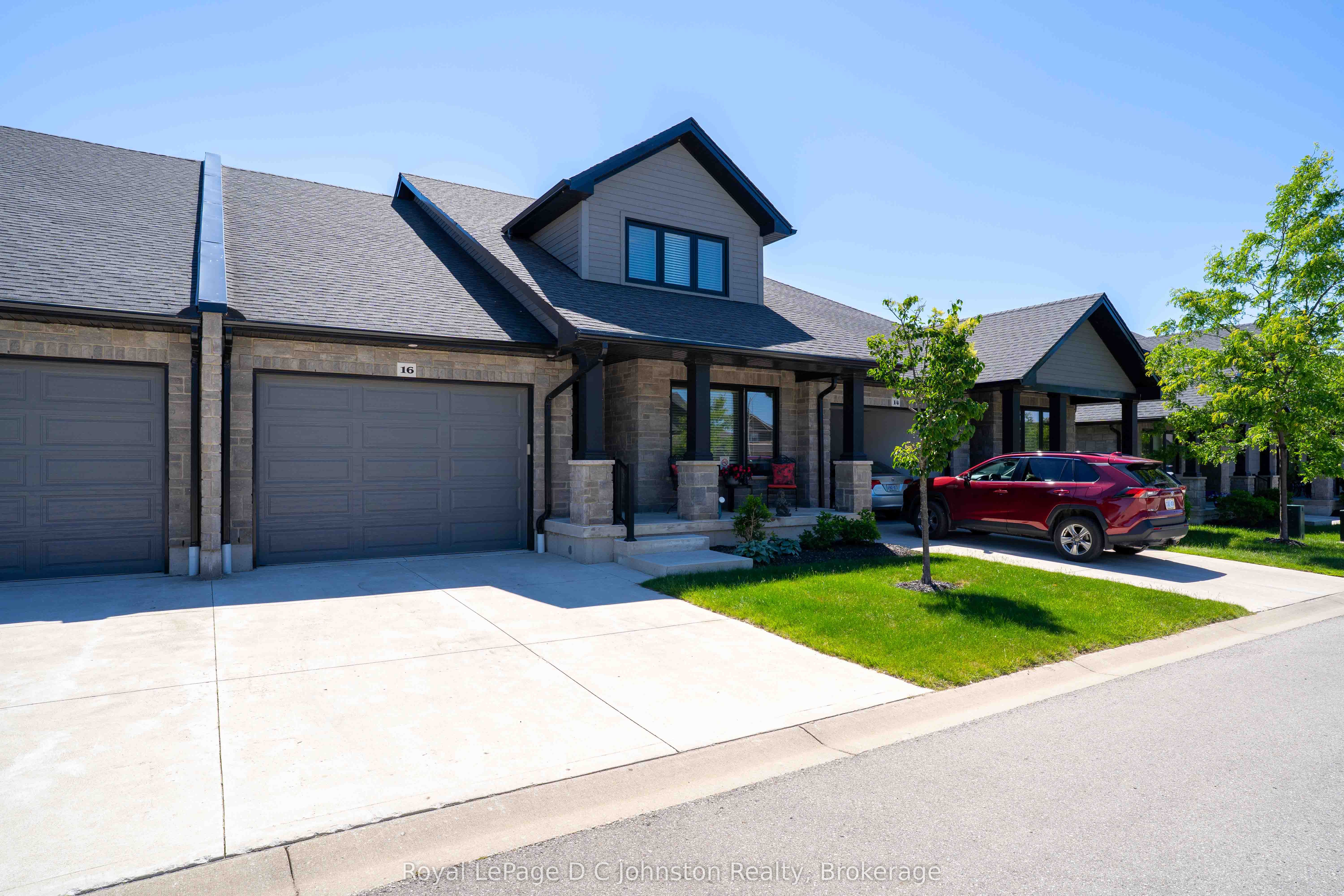 16-560 Devonshire Road, Saugeen Shores, ON, N0H 2C3