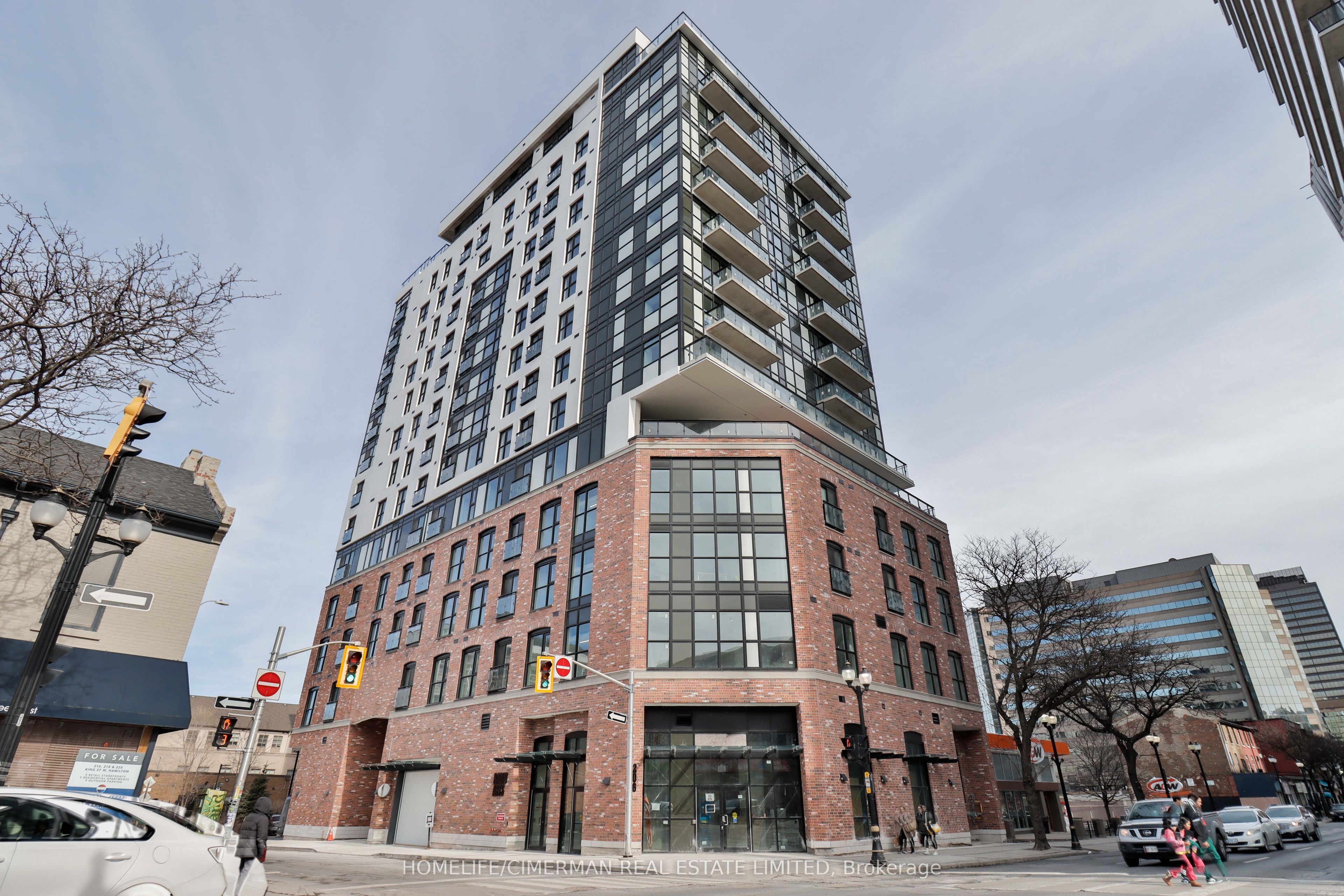 PH1-206 King Street W, Hamilton, ON, L8P 1A5
