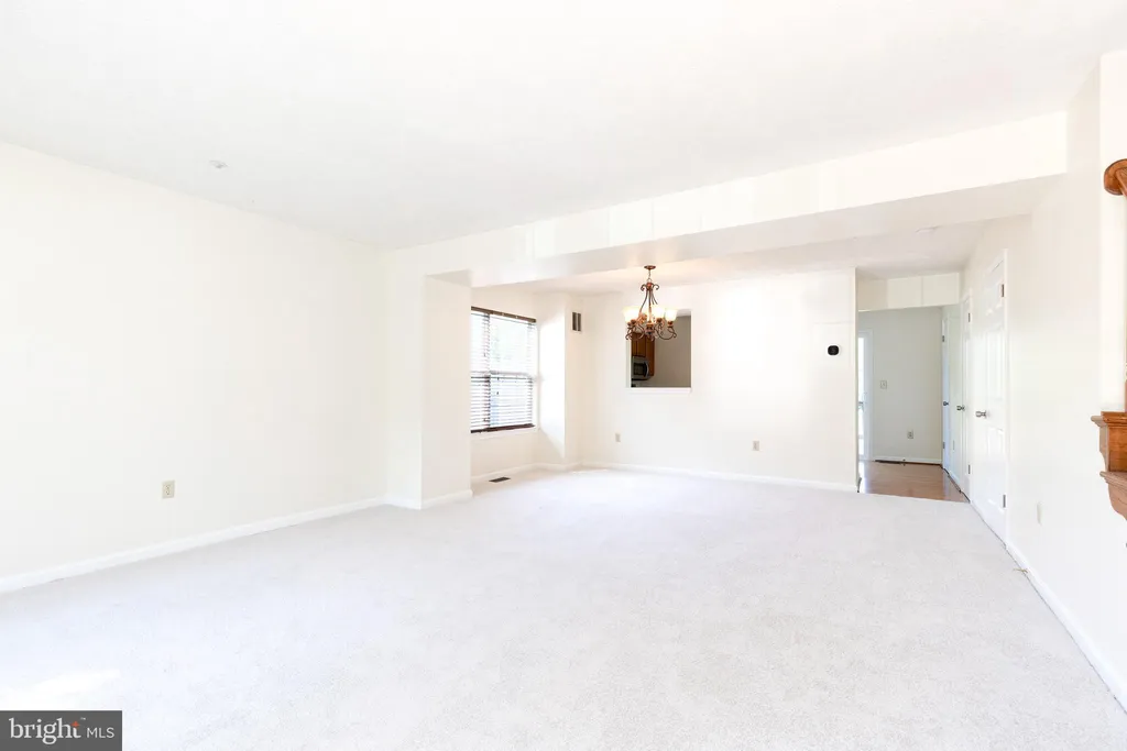 710 Medinah Circle, Westminster, MD 21158 photo 3